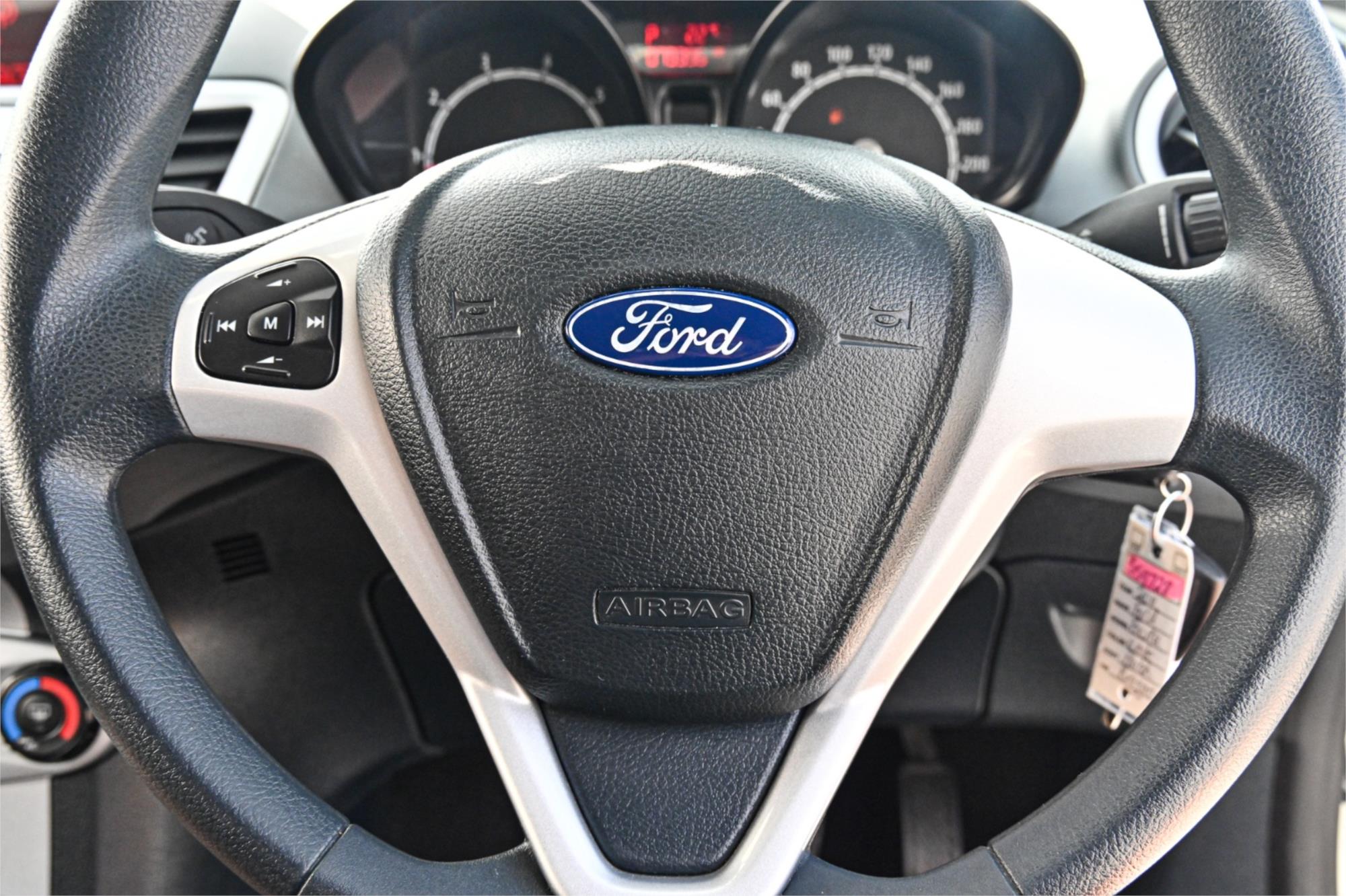 2011 FORD FIESTA WT CL 6 SP AUTOMATIC 5D HATCHBACK