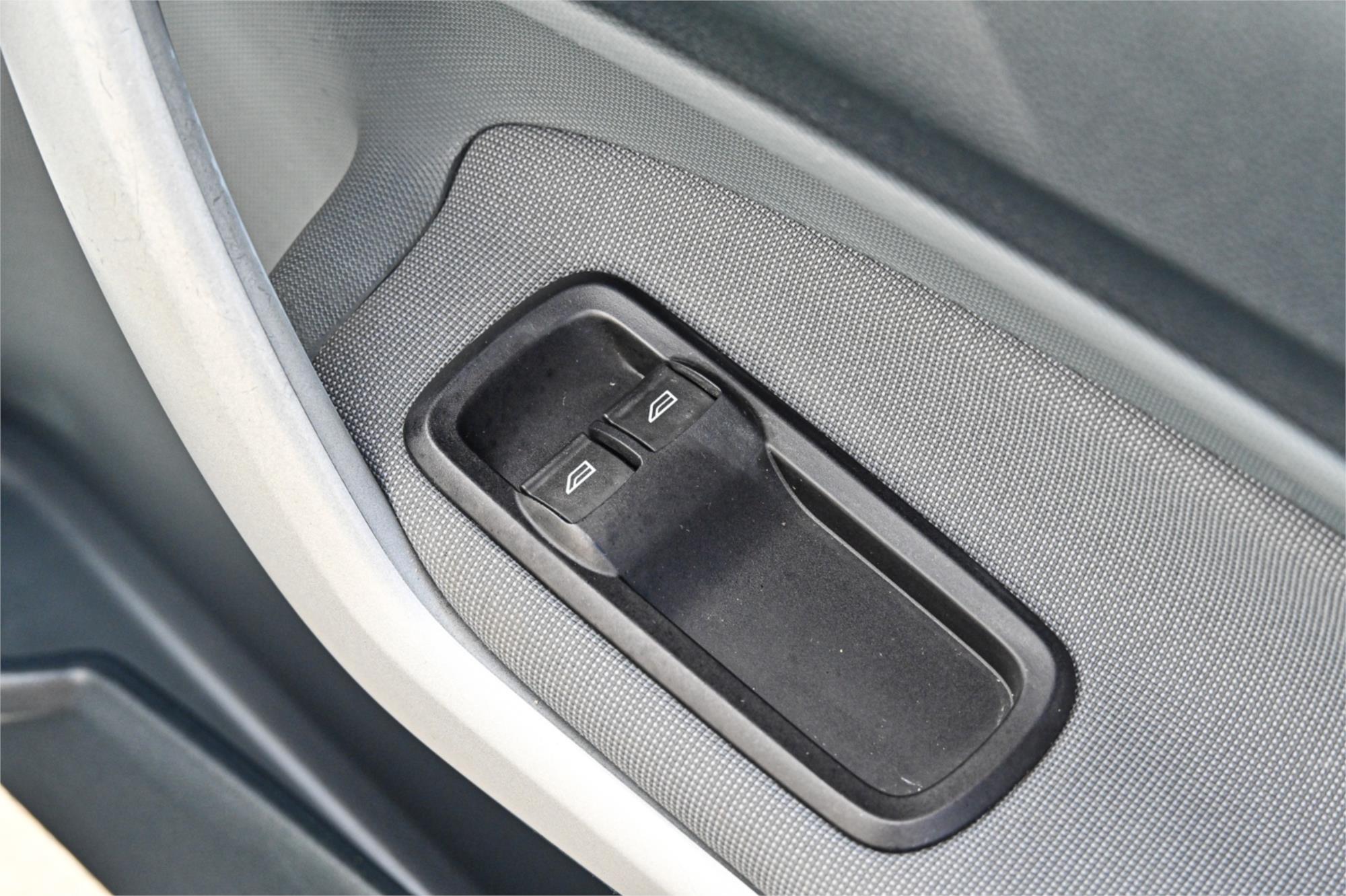 2011 FORD FIESTA WT CL 6 SP AUTOMATIC 5D HATCHBACK