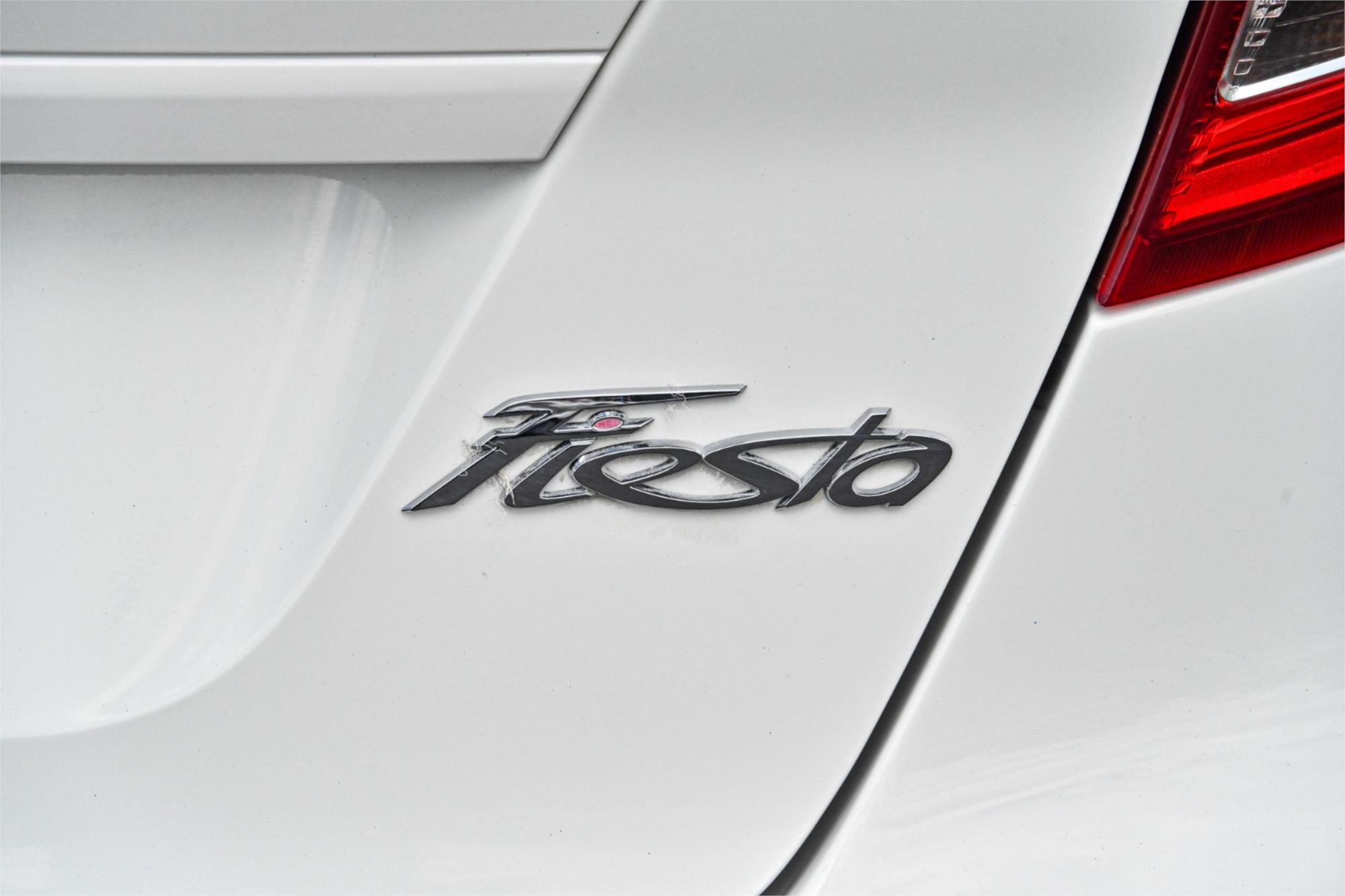 2011 FORD FIESTA WT CL 6 SP AUTOMATIC 5D HATCHBACK