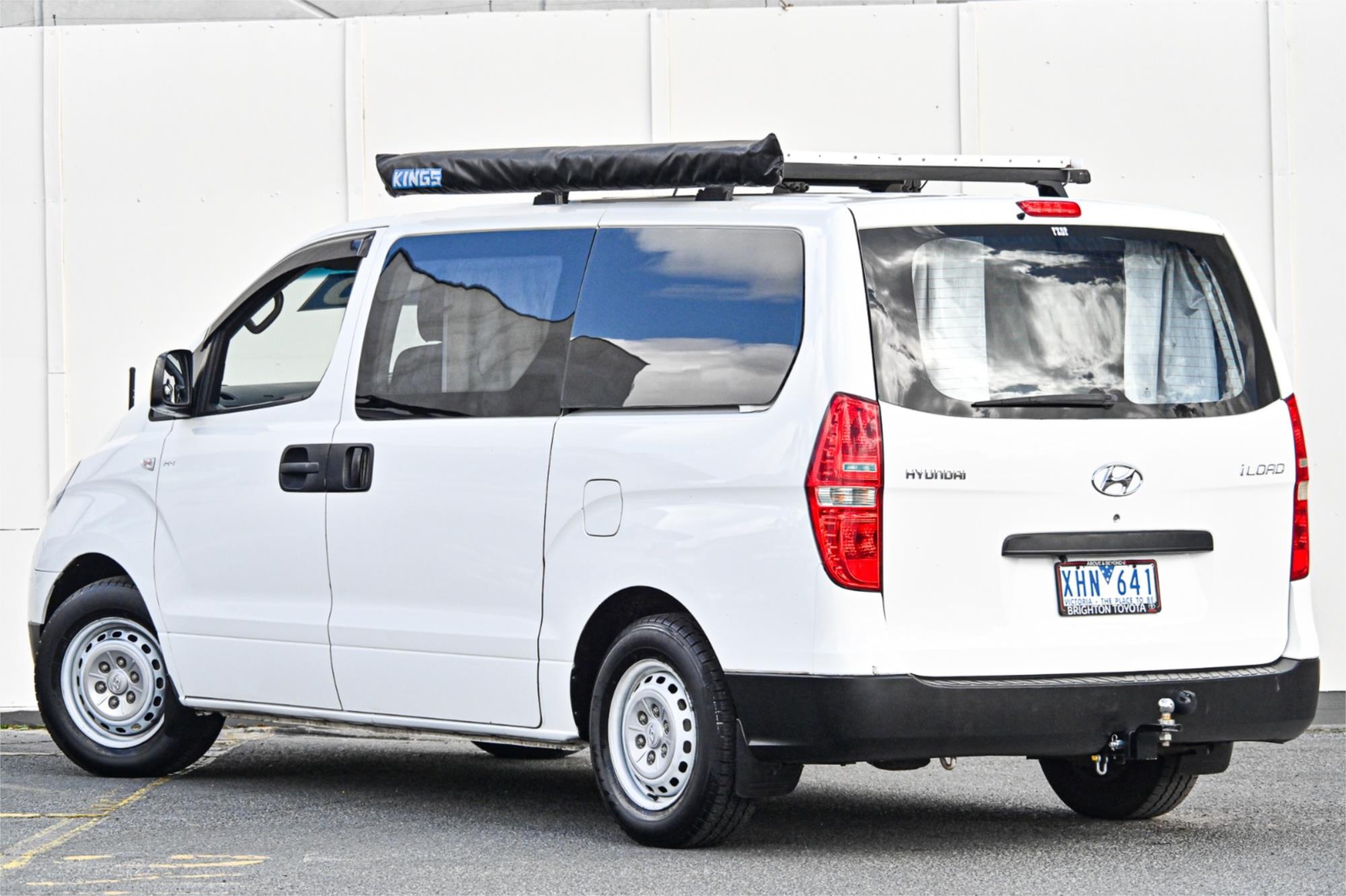 2009 HYUNDAI iLOAD TQ CREW 5 SP MANUAL 4D VAN