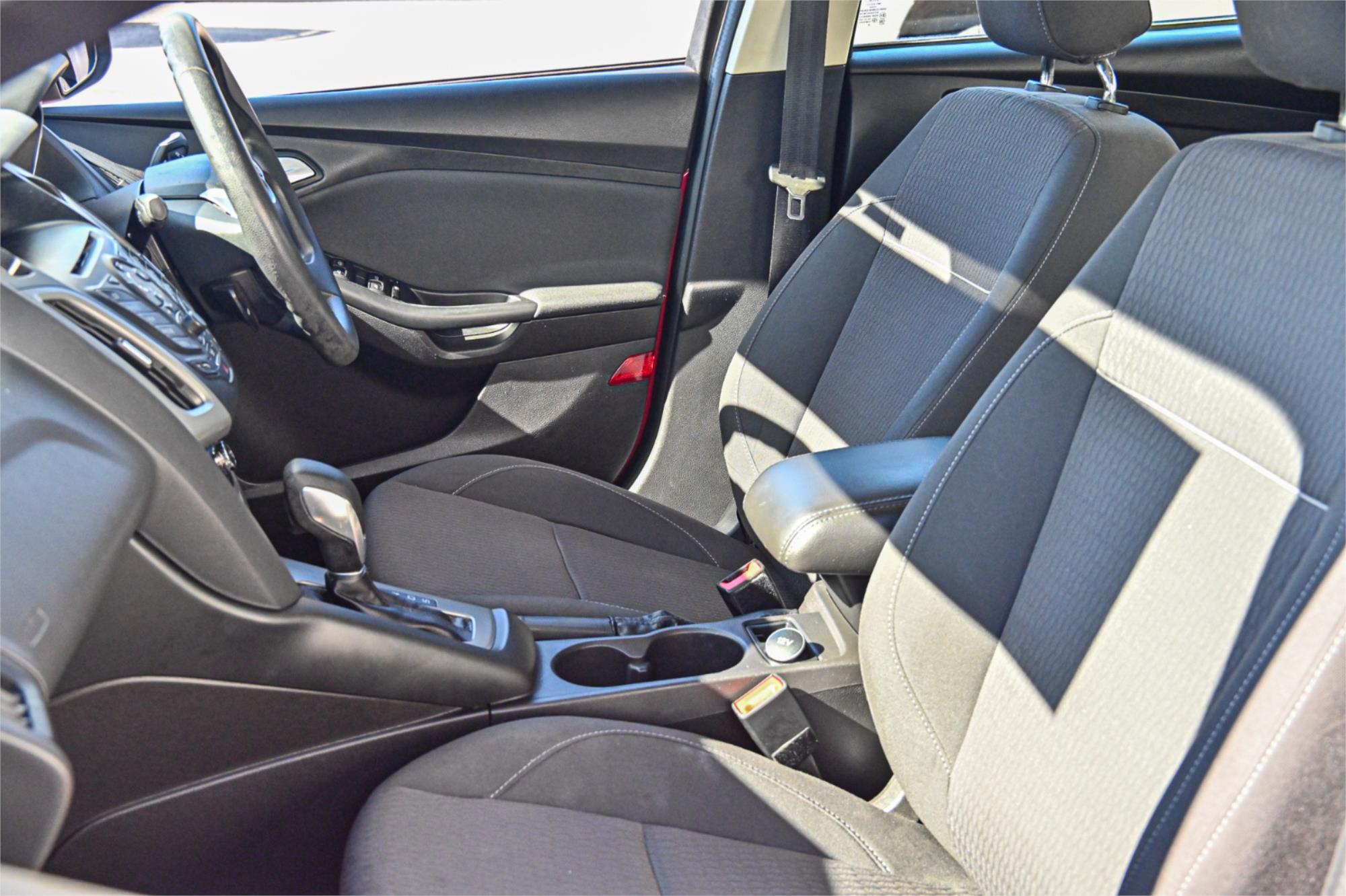 2015 FORD FOCUS LW MK2 MY14 TREND 6 SP AUTOMATIC 4D SEDAN