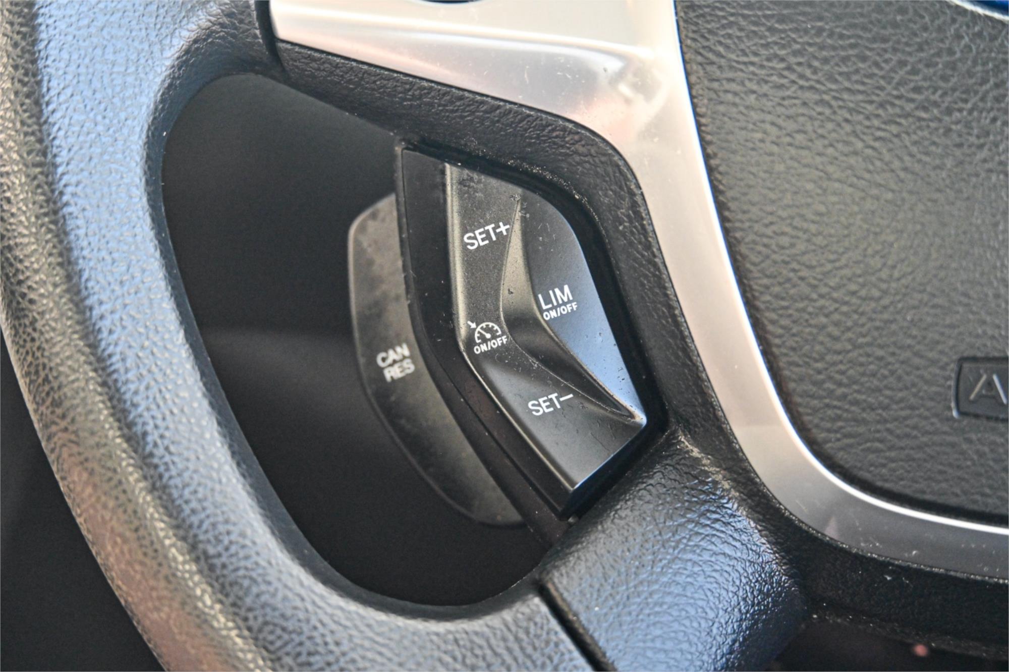2015 FORD FOCUS LW MK2 MY14 TREND 6 SP AUTOMATIC 4D SEDAN