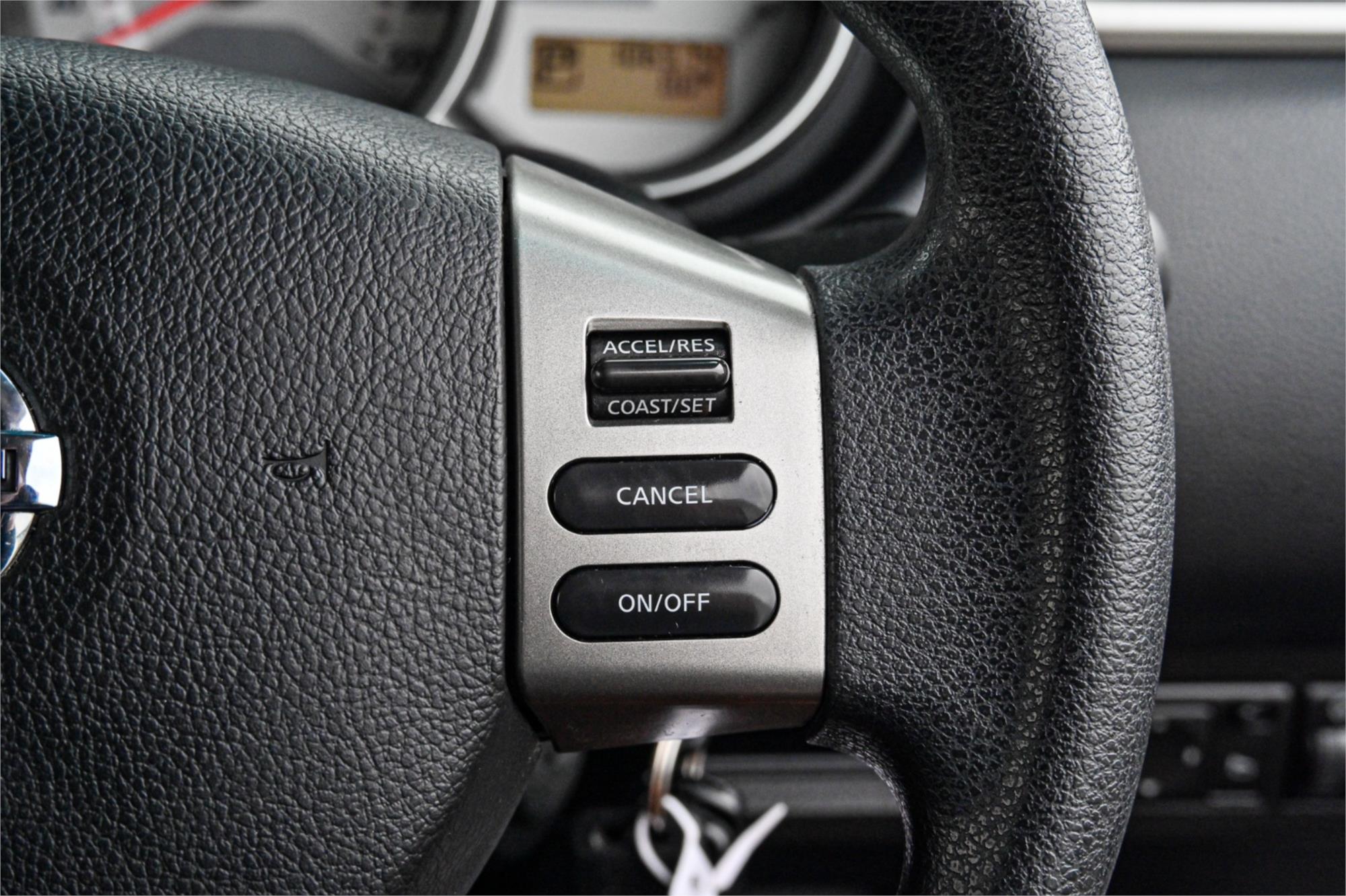 2011 NISSAN TIIDA C11 SERIES 3 MY10 ST 4 SP AUTOMATIC 5D HATCHBACK
