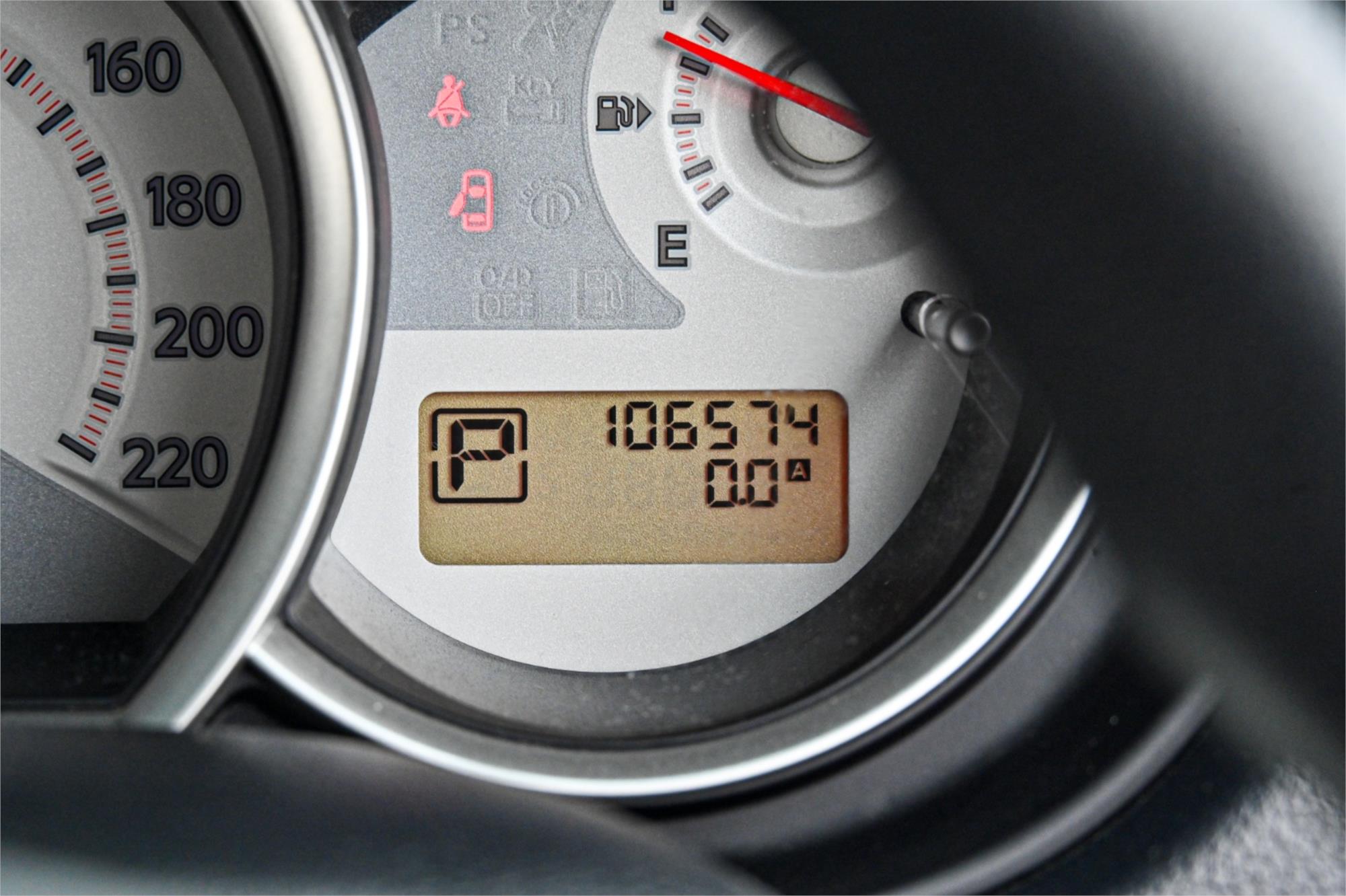 2011 NISSAN TIIDA C11 SERIES 3 MY10 ST 4 SP AUTOMATIC 5D HATCHBACK