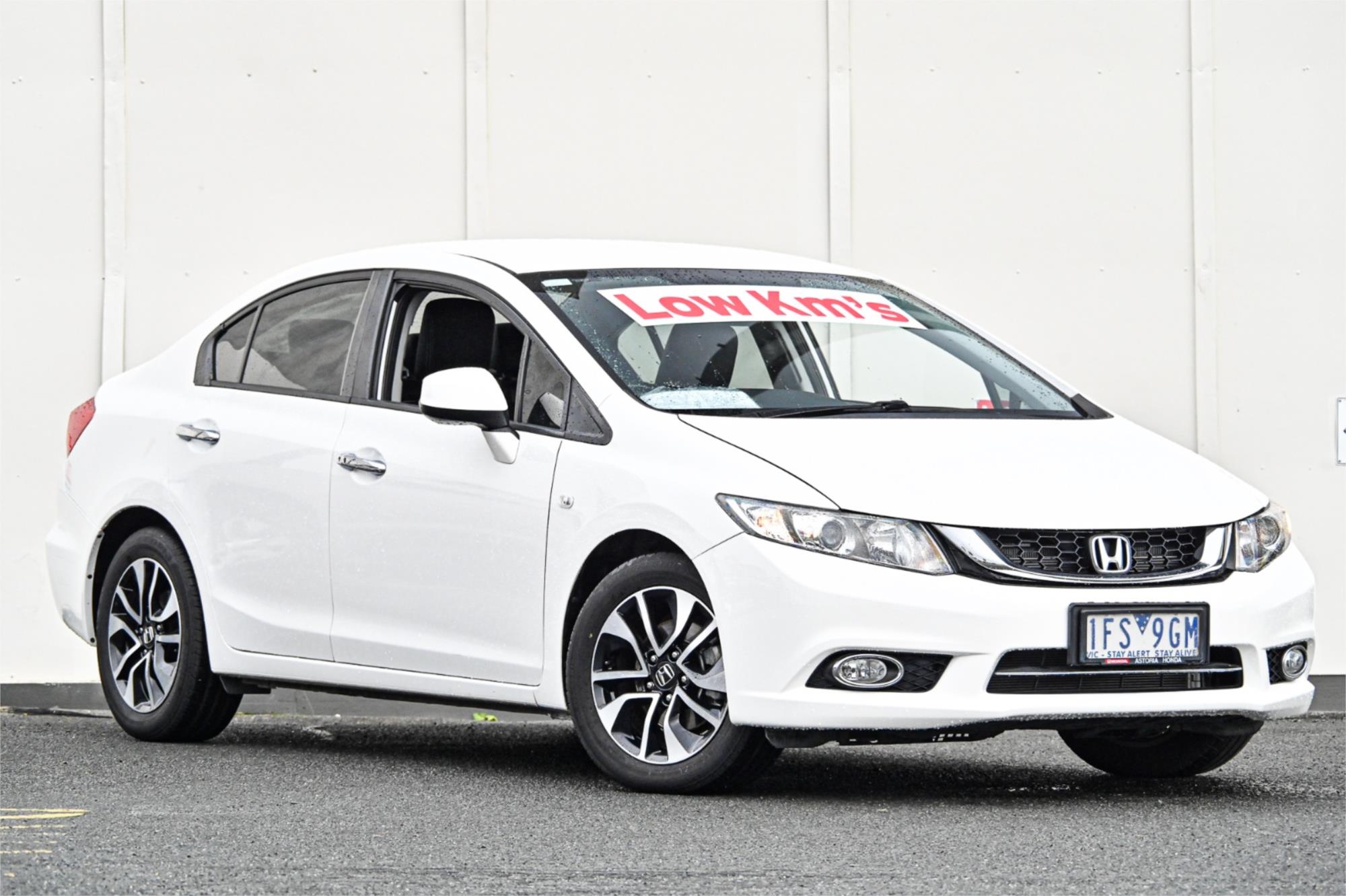 2015 HONDA CIVIC SERIES 2 MY15 VTi-L 5 SP AUTOMATIC 4D SEDAN