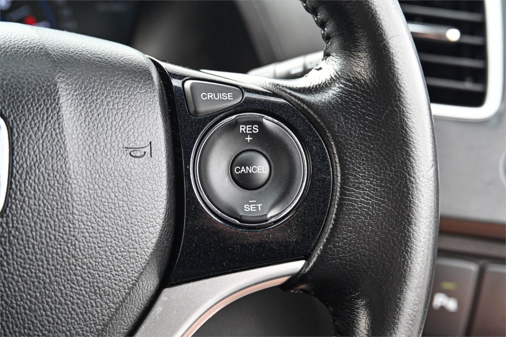 2015 HONDA CIVIC SERIES 2 MY15 VTi-L 5 SP AUTOMATIC 4D SEDAN