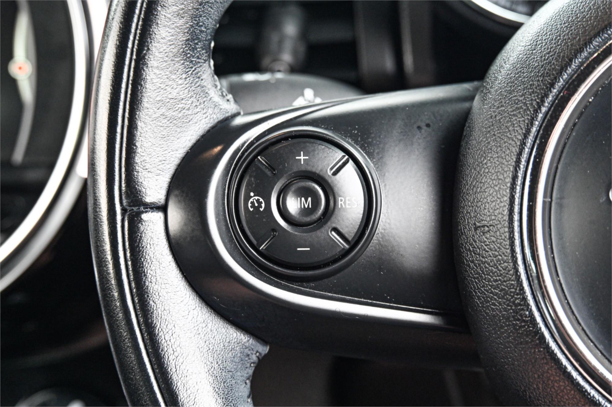 2014 MINI COOPER F56 6 SP AUTOMATIC 3D HATCHBACK