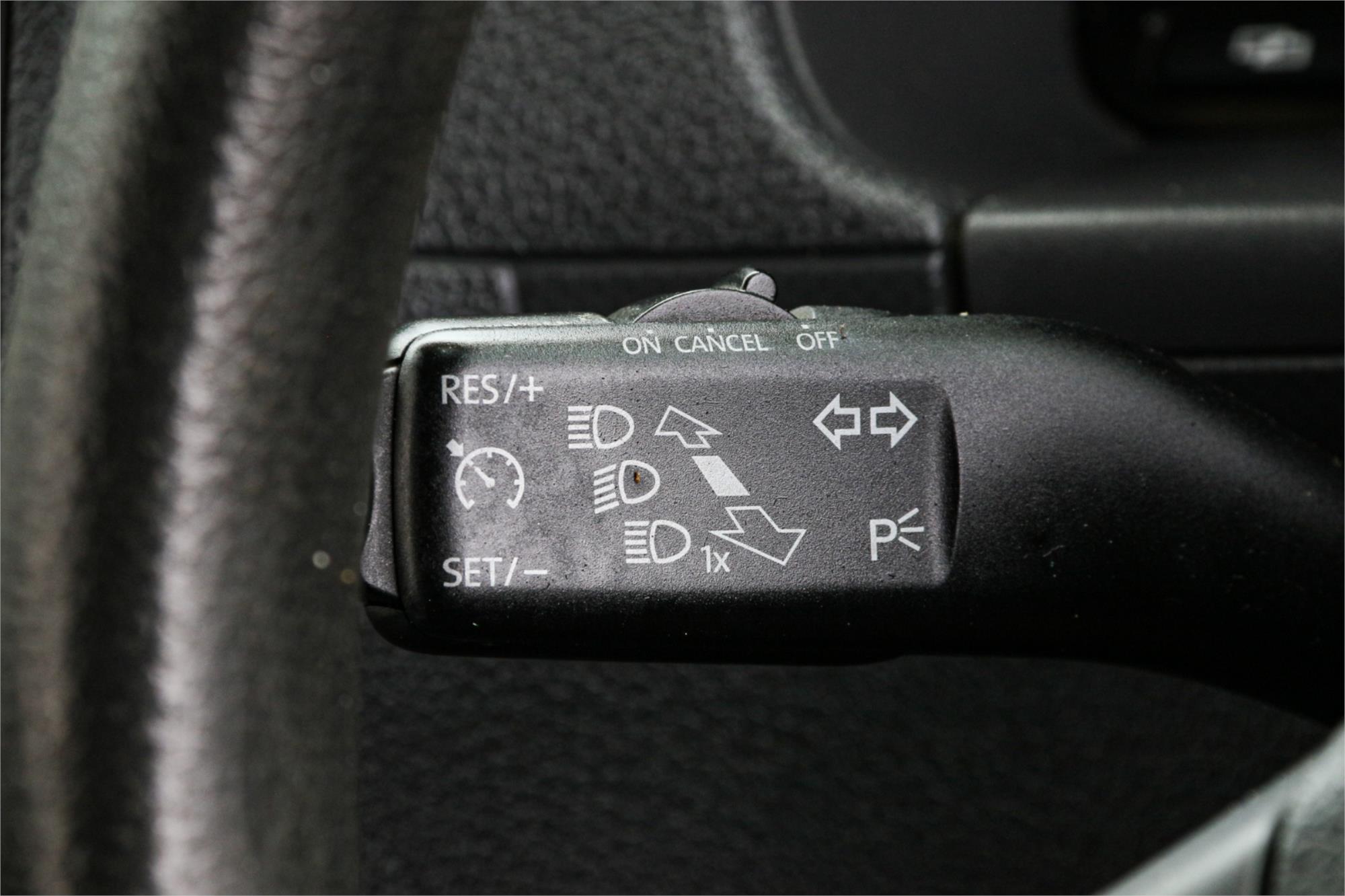 2012 VOLKSWAGEN CADDY 2K MY12 TDI250 7 SP AUTO DIRECT SHIFT 3D VAN