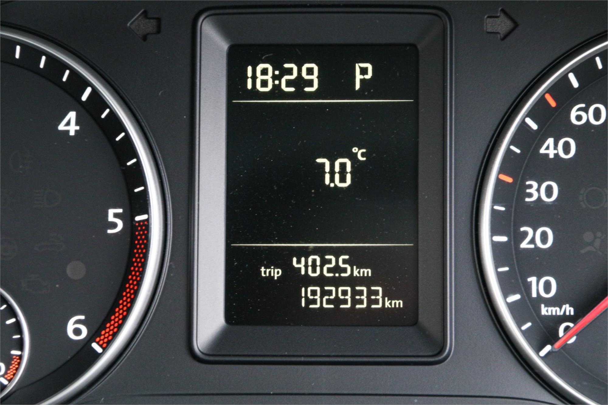 2012 VOLKSWAGEN CADDY 2K MY12 TDI250 7 SP AUTO DIRECT SHIFT 3D VAN