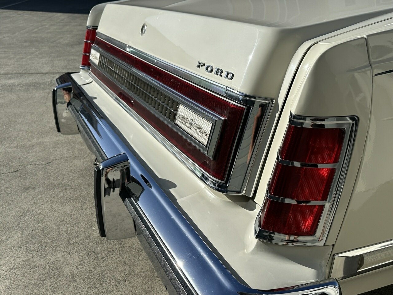 1978 FORD LTD LANDAU AUTOMATIC 2D HARDTOP