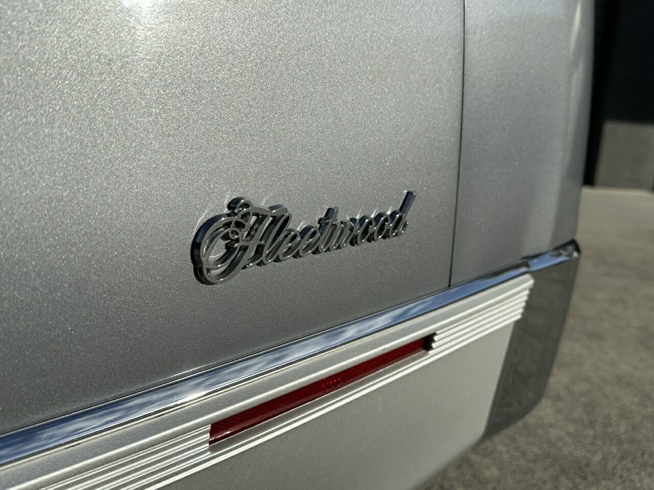 1989 CADILLAC FLEETWOOD 4 SP AUTOMATIC 4D SEDAN