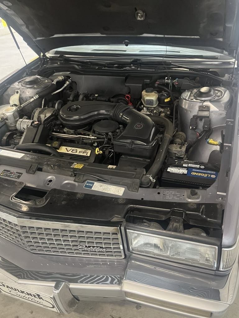 1989 CADILLAC FLEETWOOD 4 SP AUTOMATIC 4D SEDAN