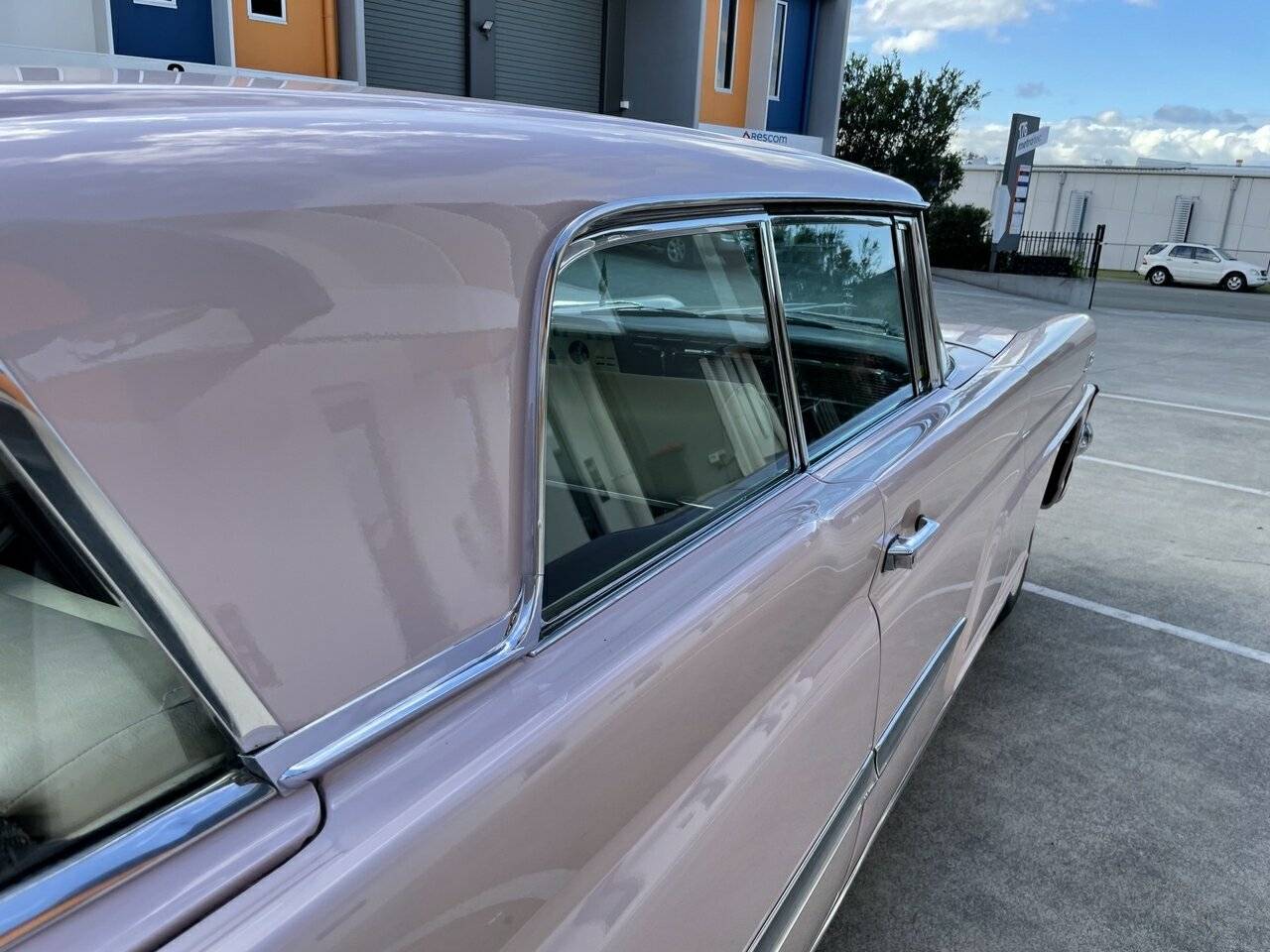 1959 LINCOLN PREMIERE 3 SP AUTOMATIC 2D COUPE