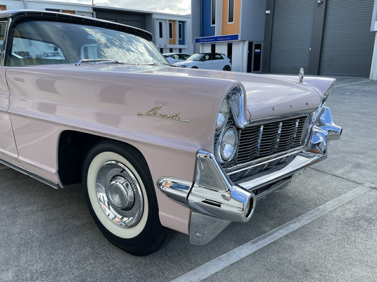 1959 LINCOLN PREMIERE 3 SP AUTOMATIC 2D COUPE
