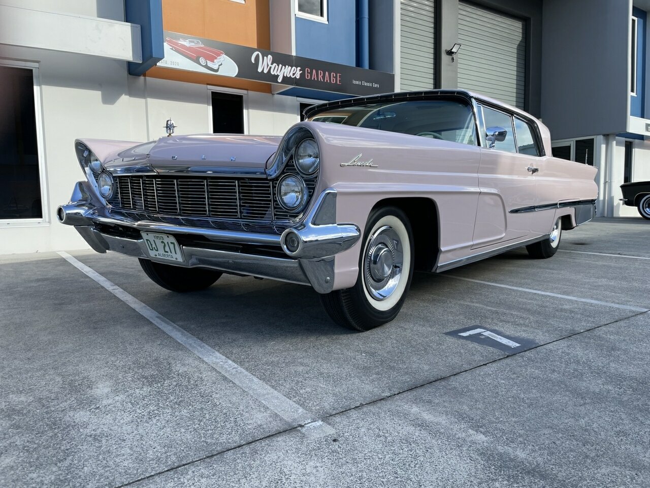 1959 LINCOLN PREMIERE 3 SP AUTOMATIC 2D COUPE