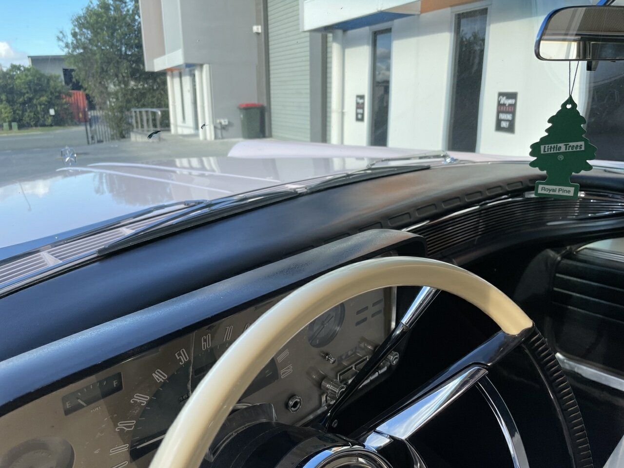 1959 LINCOLN PREMIERE 3 SP AUTOMATIC 2D COUPE