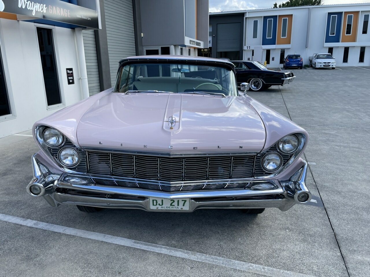 1959 LINCOLN PREMIERE 3 SP AUTOMATIC 2D COUPE