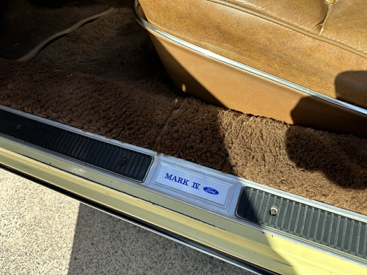 1973 LINCOLN MARK IV 3 SP AUTOMATIC 2D COUPE