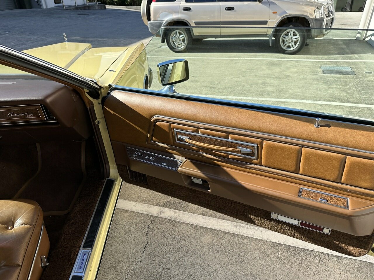 1973 LINCOLN MARK IV 3 SP AUTOMATIC 2D COUPE