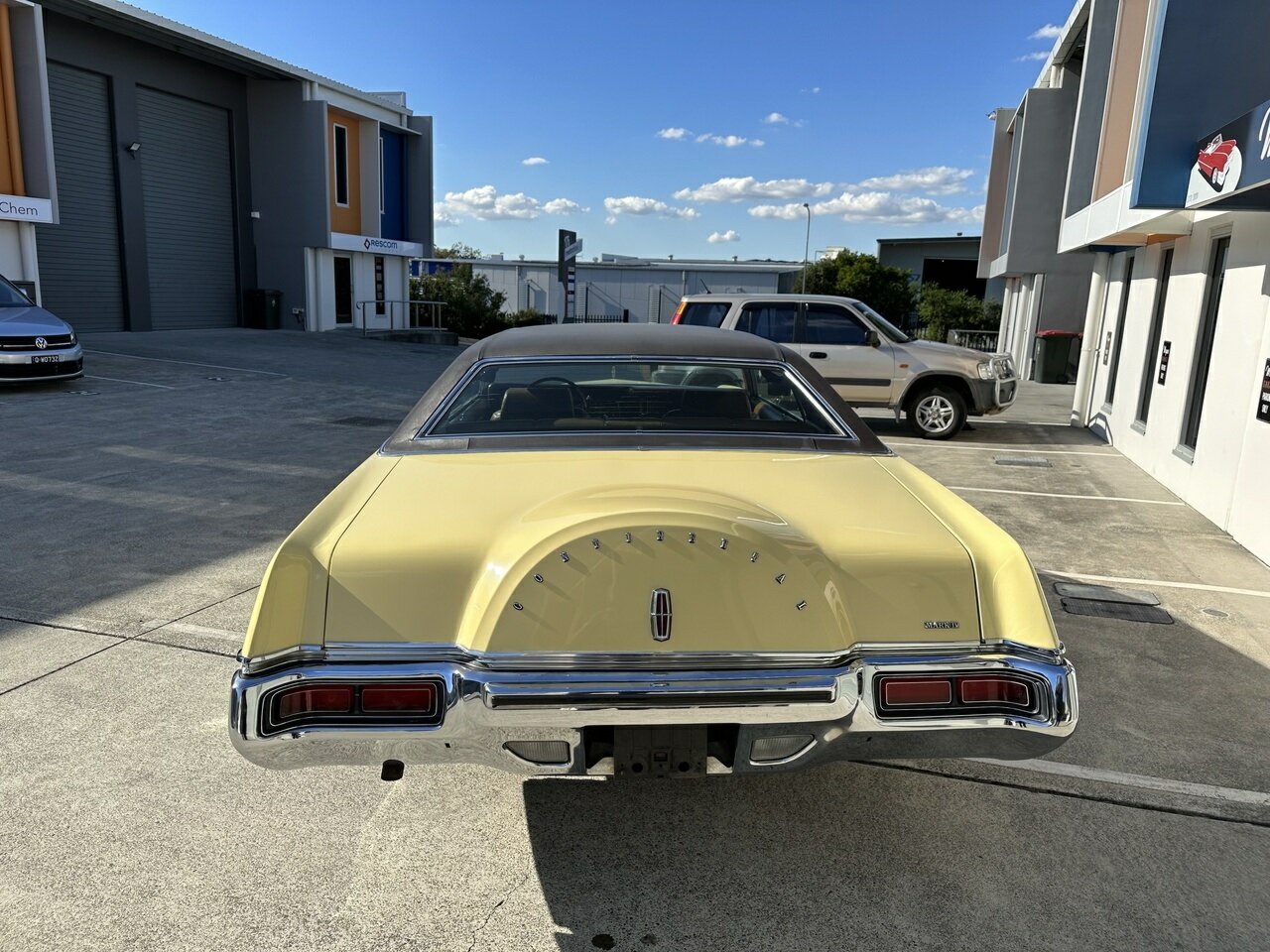 1973 LINCOLN MARK IV 3 SP AUTOMATIC 2D COUPE