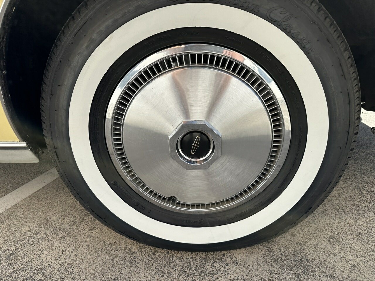 1973 LINCOLN MARK IV 3 SP AUTOMATIC 2D COUPE