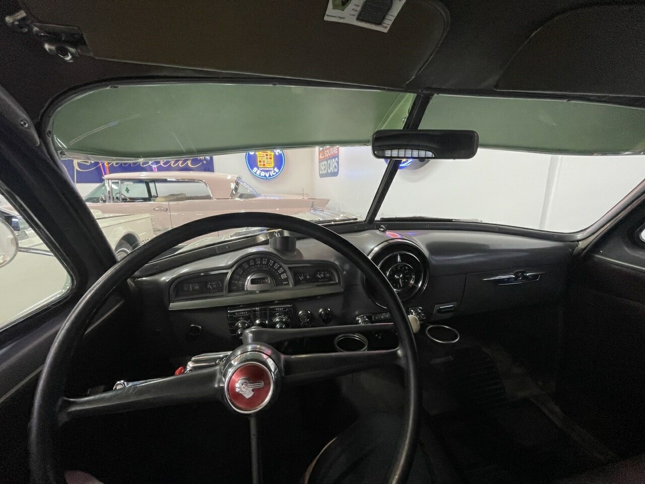 1952 PONTIAC CHIEFTAIN 3 SP MANUAL SEDAN DELIVERY