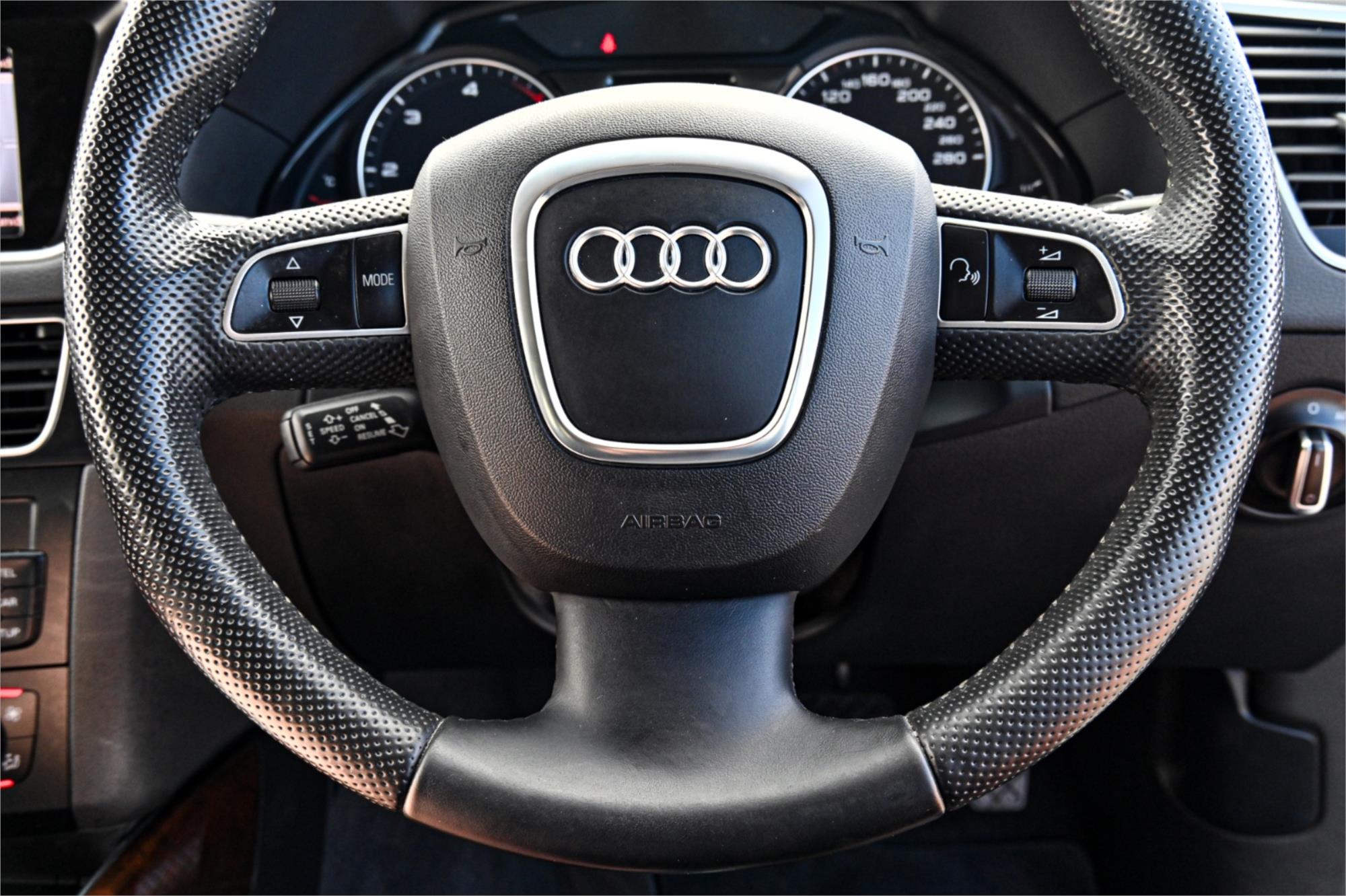 2011 AUDI Q5 8R MY11 3.0 TDI QUATTRO 7 SP AUTO DUAL CLUTCH 4D WAGON