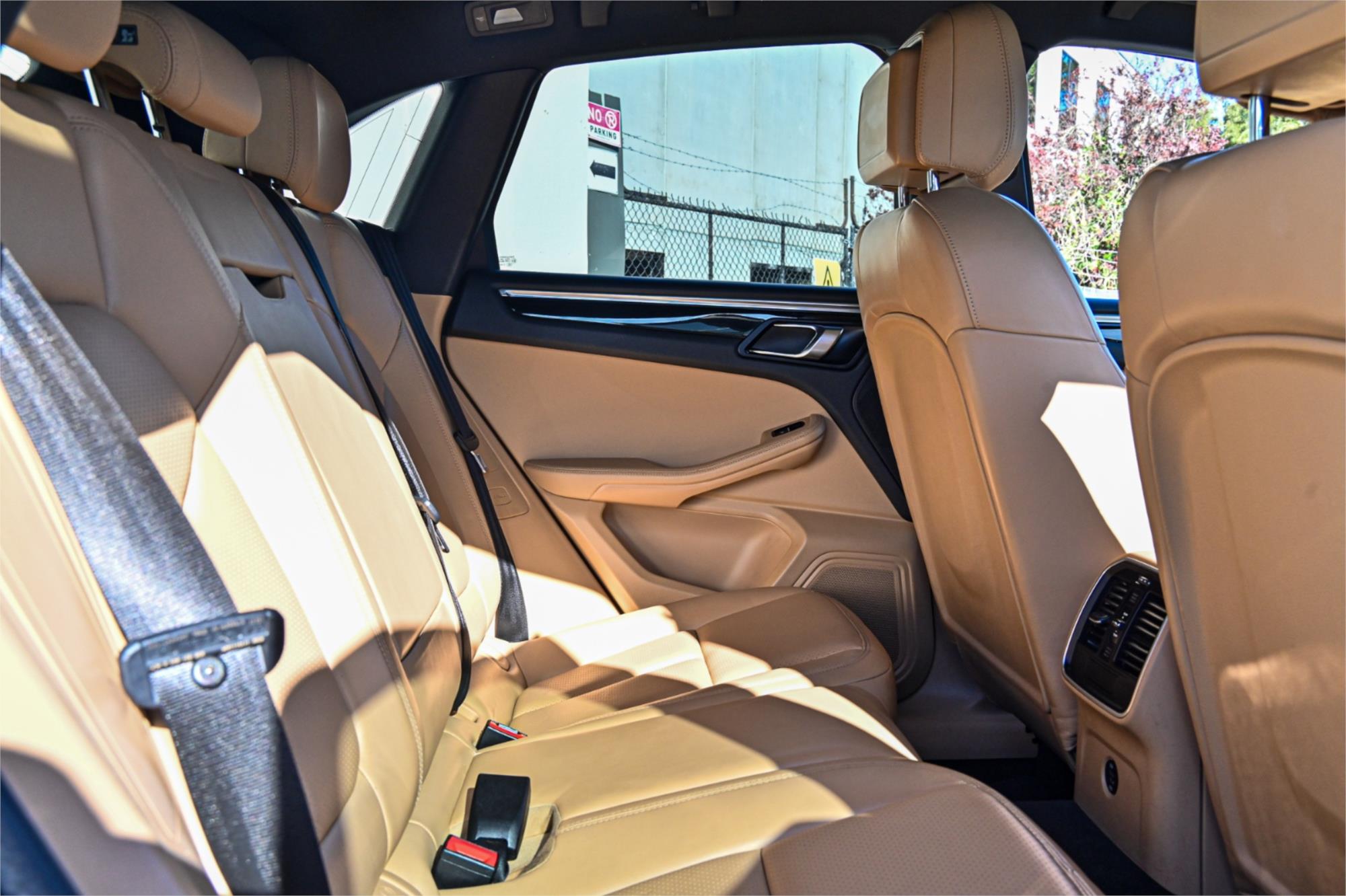 2017 PORSCHE MACAN 95B MY18 S 7 SP AUTO DUAL CLUTCH 4D WAGON