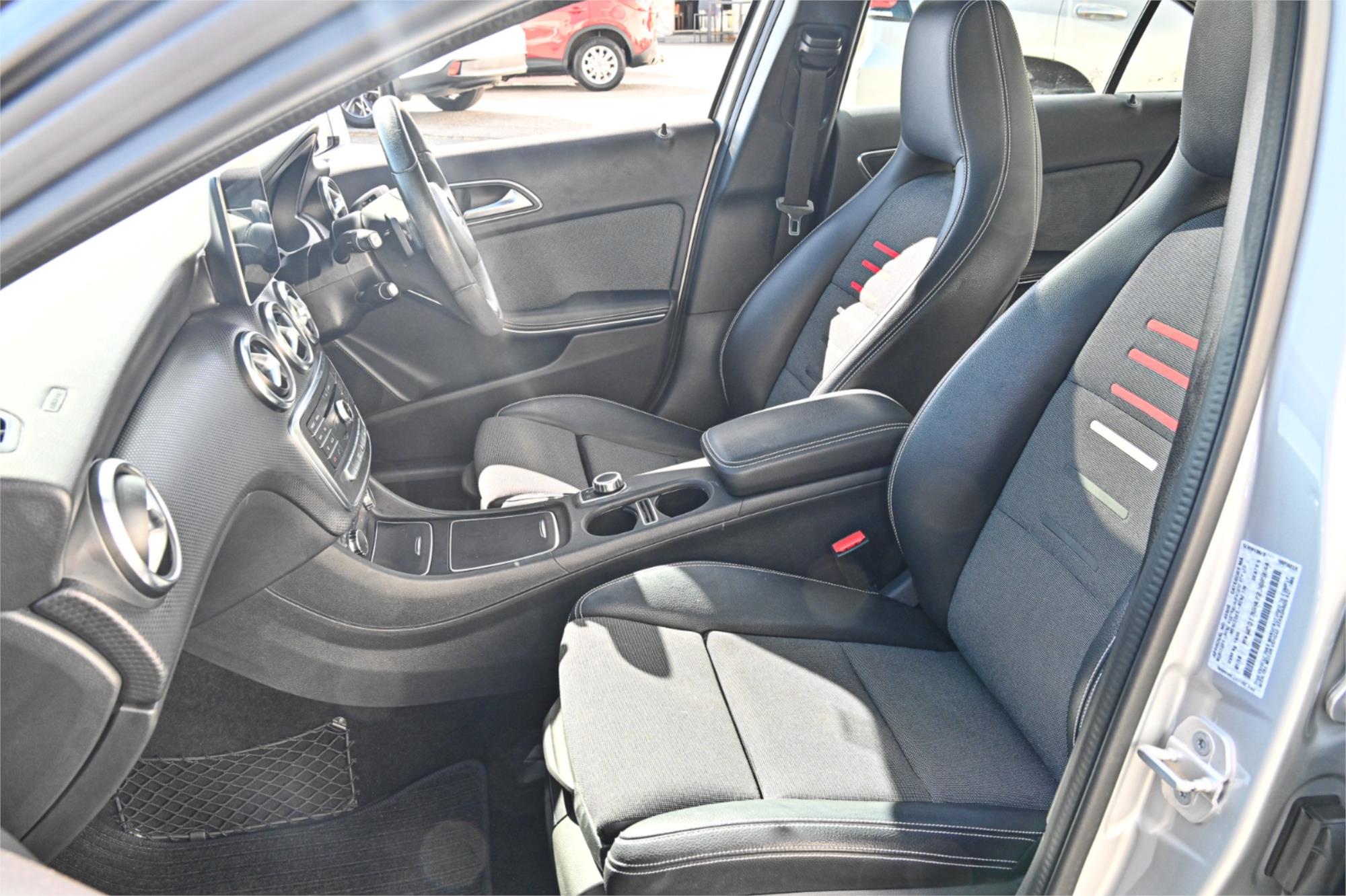 2018 MERCEDES-BENZ A180 176 MY18 7 SP AUTOMATIC 5D HATCHBACK