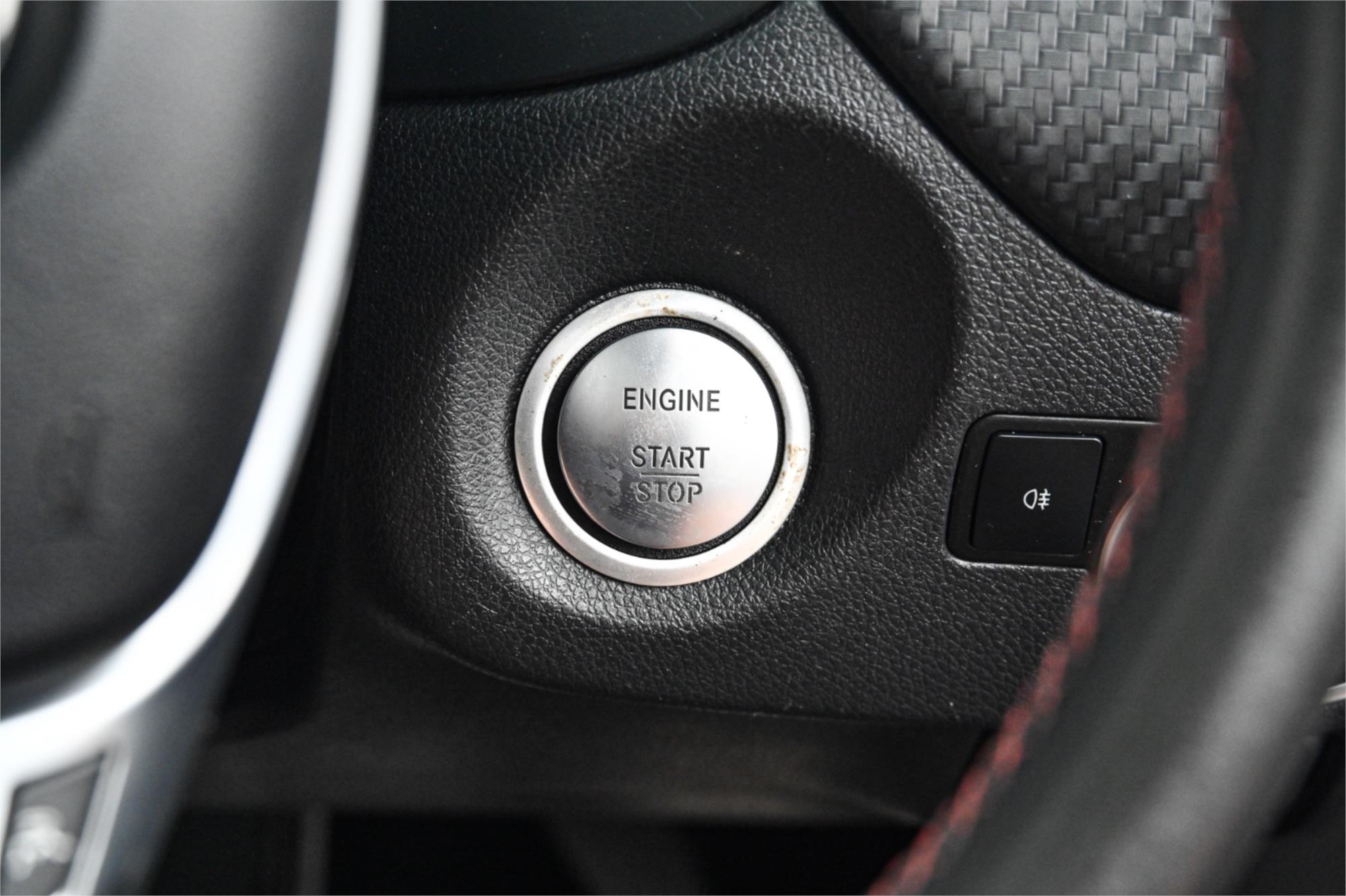 2015 MERCEDES-BENZ A200 176 MY15 BE 7 SP AUTOMATIC 5D HATCHBACK