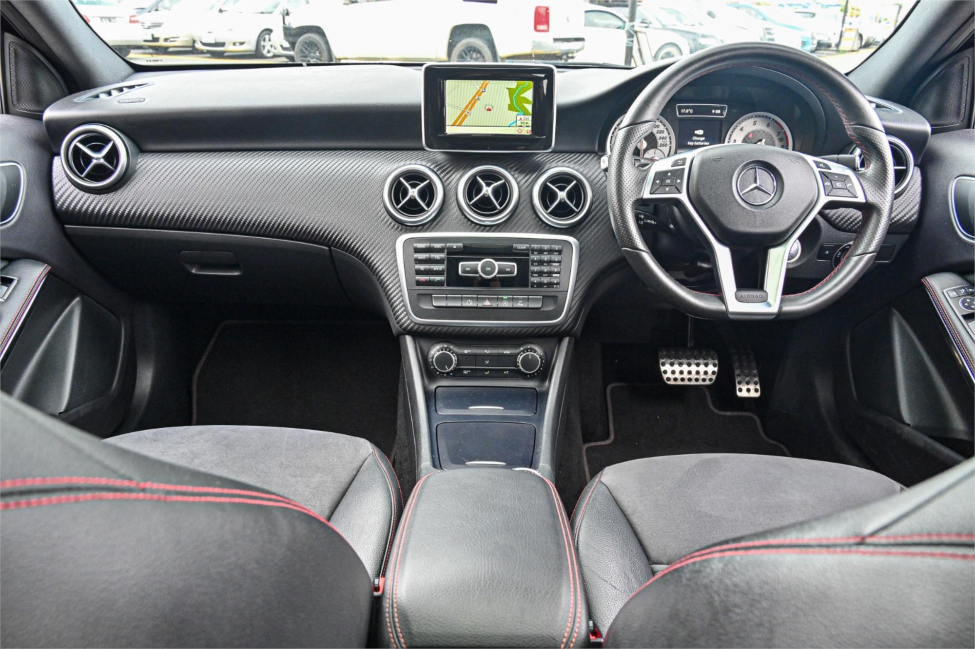 2015 MERCEDES-BENZ A200 176 MY15 BE 7 SP AUTOMATIC 5D HATCHBACK
