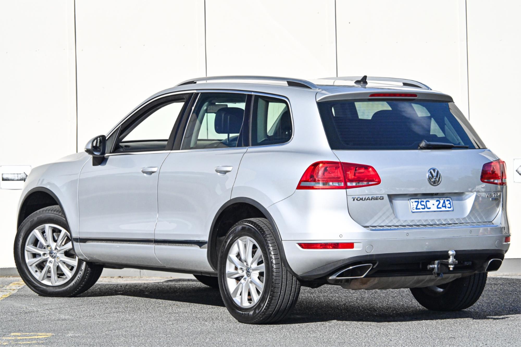 2013 VOLKSWAGEN TOUAREG 7P MY14 150 TDI 8 SP AUTOMATIC 4D WAGON