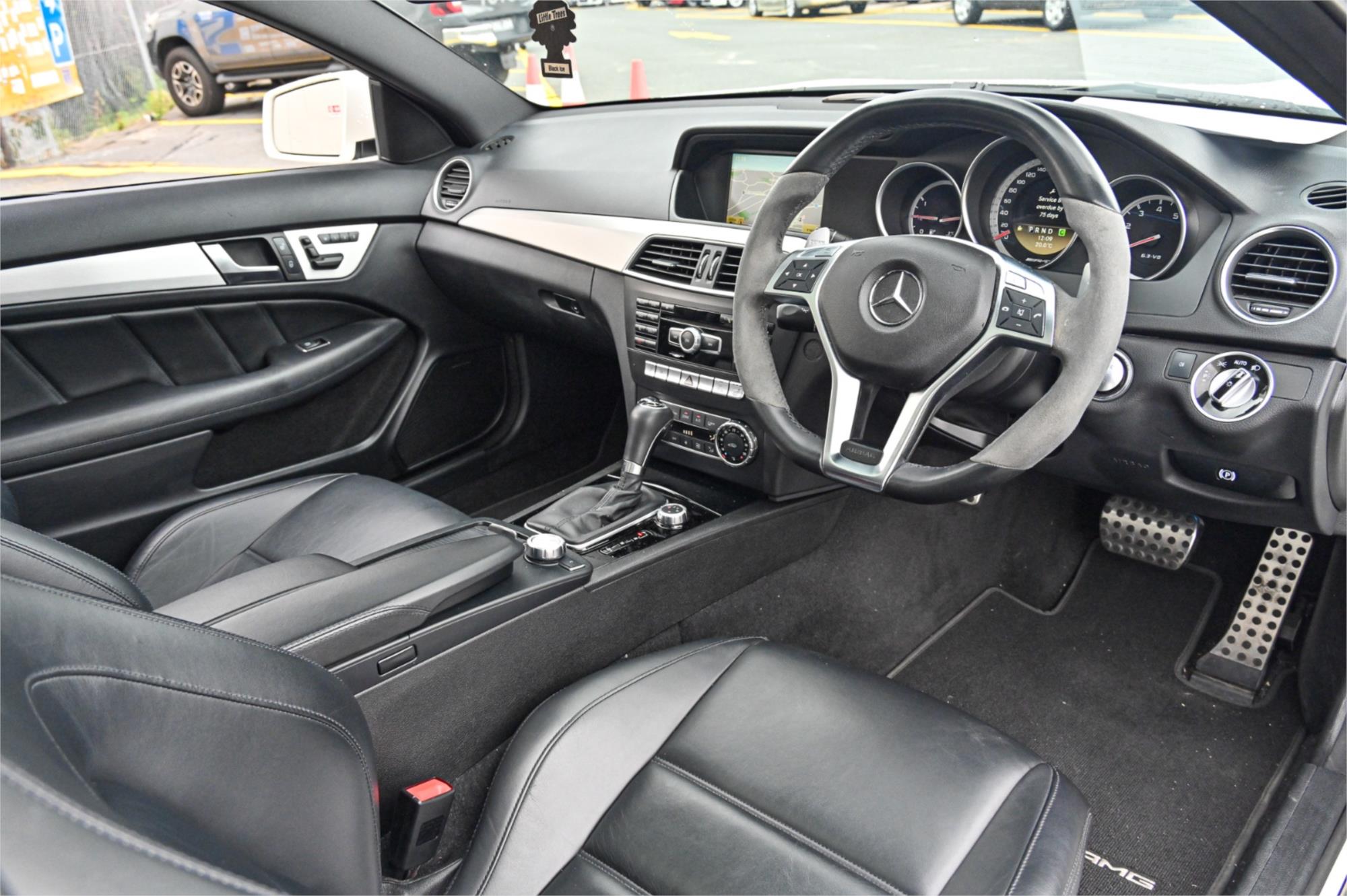 2011 MERCEDES-BENZ C63 W204 MY11 AMG 7 SP AUTOMATIC G-TRONIC 2D COUPE