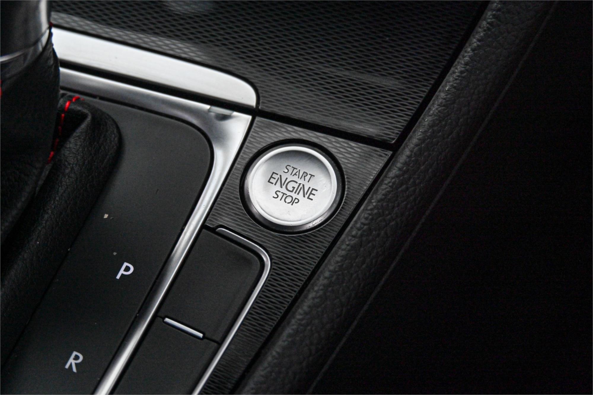 2015 VOLKSWAGEN GOLF AU MY15 GTI 6 SP AUTO DIRECT SHIFT 5D HATCHBACK