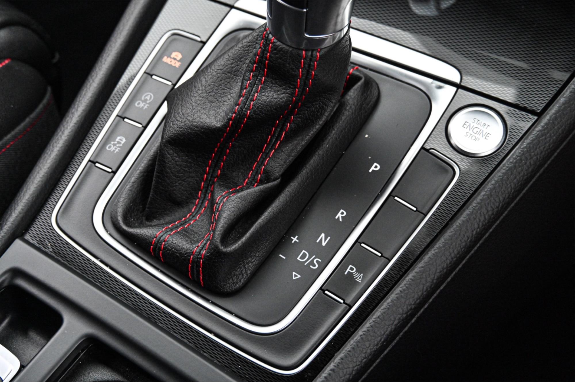 2015 VOLKSWAGEN GOLF AU MY15 GTI 6 SP AUTO DIRECT SHIFT 5D HATCHBACK