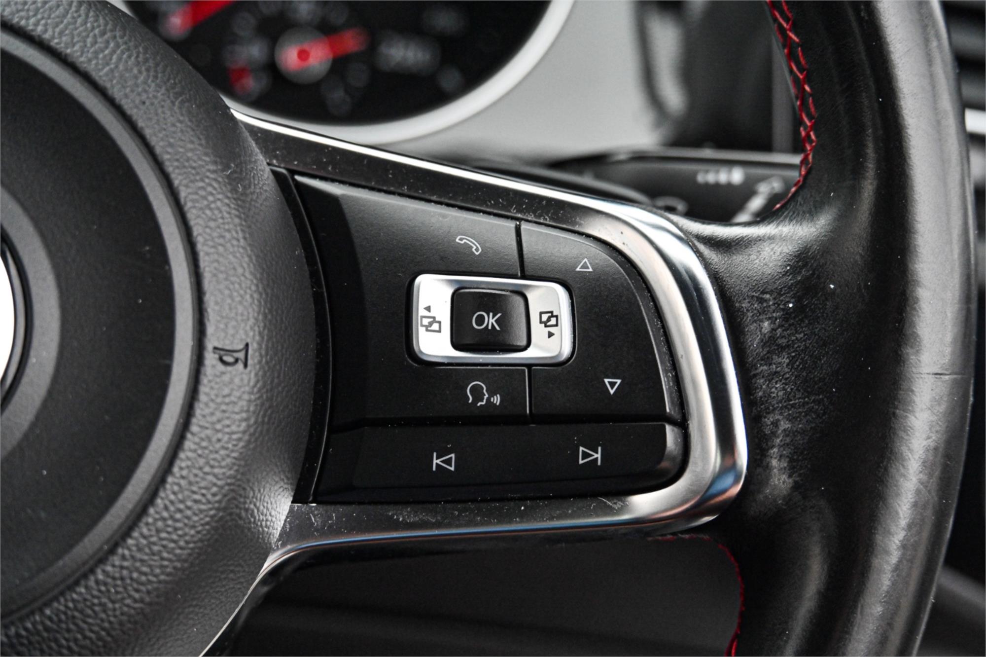 2015 VOLKSWAGEN GOLF AU MY15 GTI 6 SP AUTO DIRECT SHIFT 5D HATCHBACK