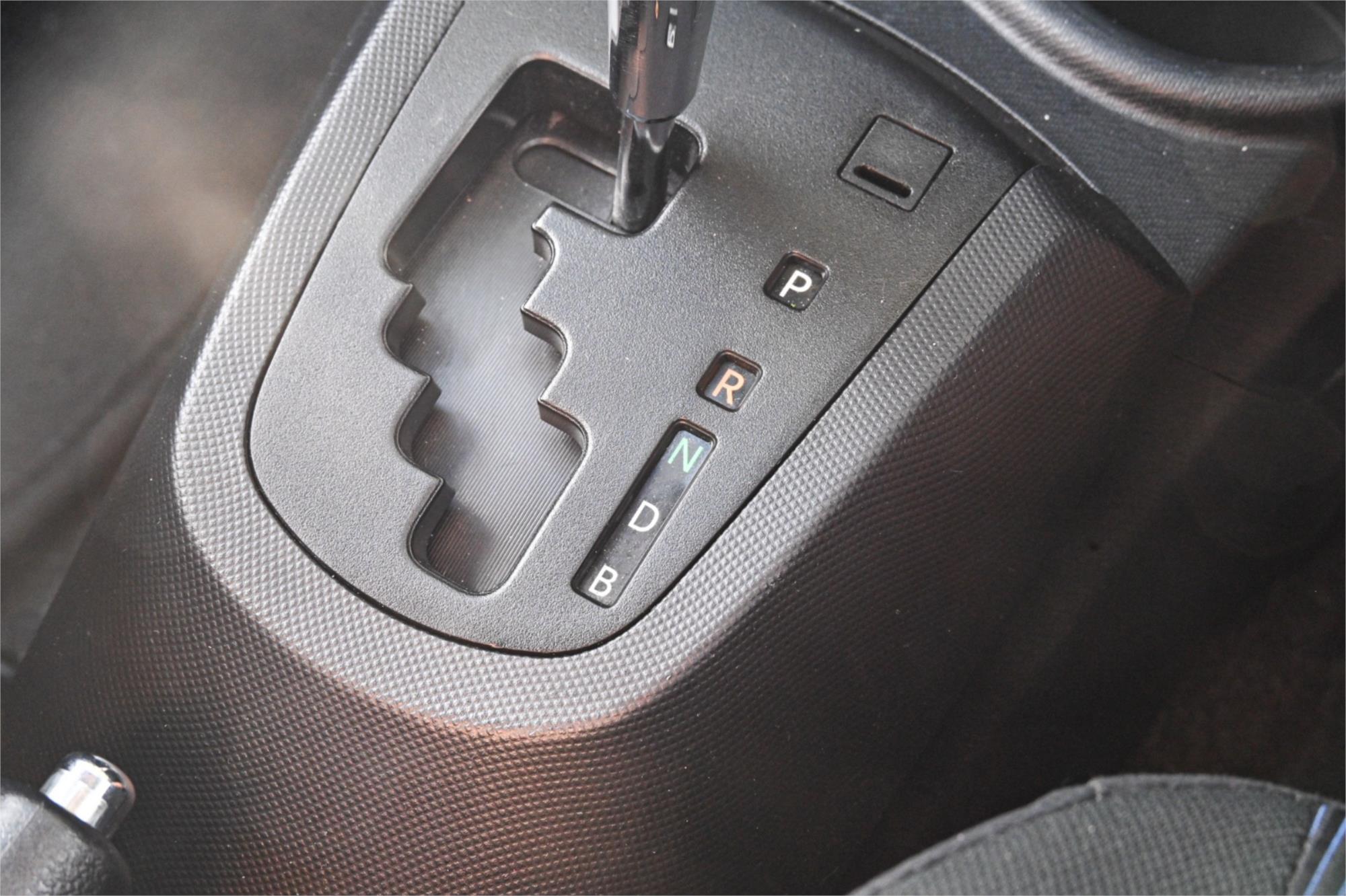 2015 TOYOTA PRIUS-C NHP10R HYBRID CONTINUOUS VARIABLE 5D HATCHBACK