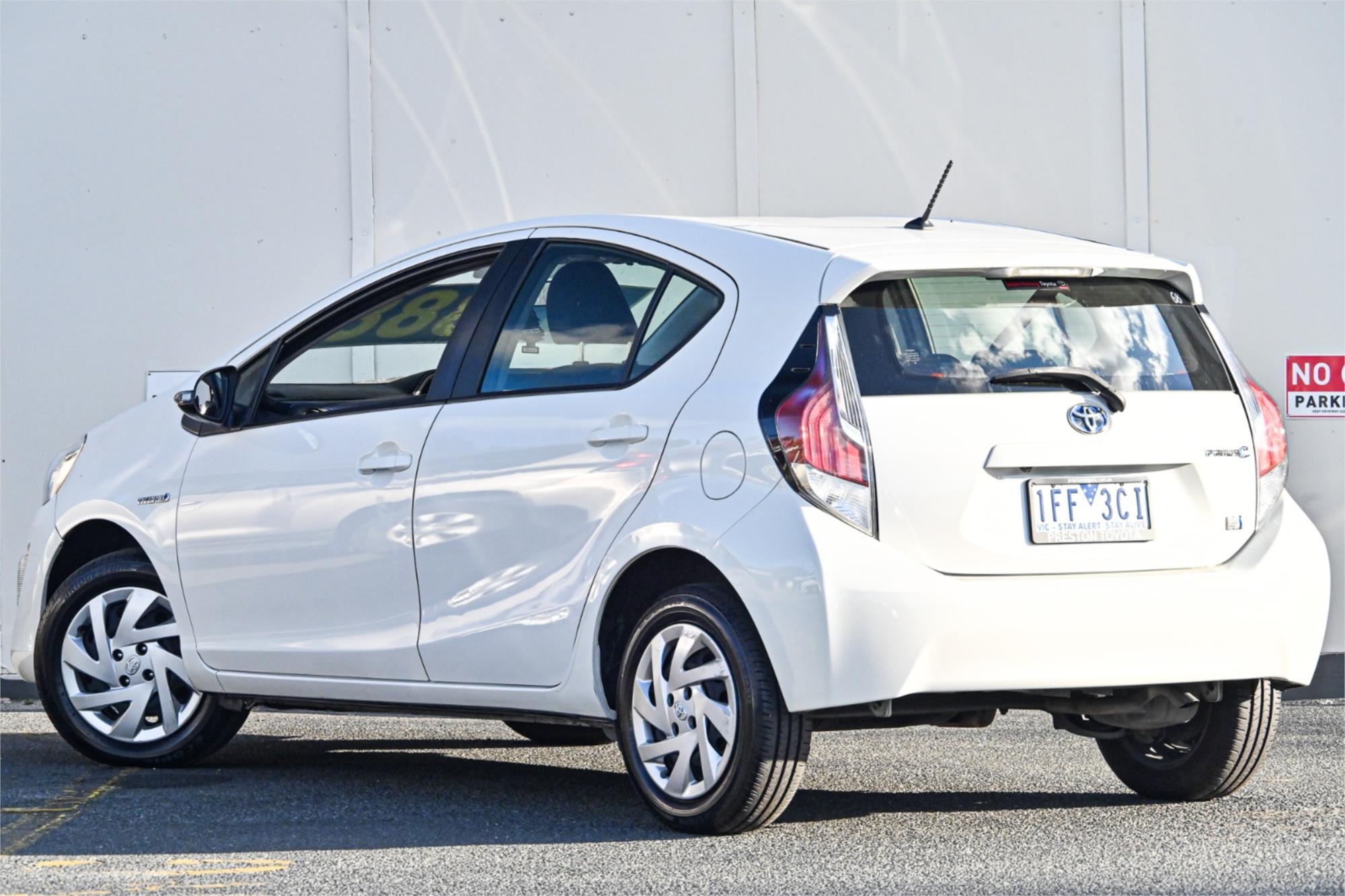 2015 TOYOTA PRIUS-C NHP10R HYBRID CONTINUOUS VARIABLE 5D HATCHBACK