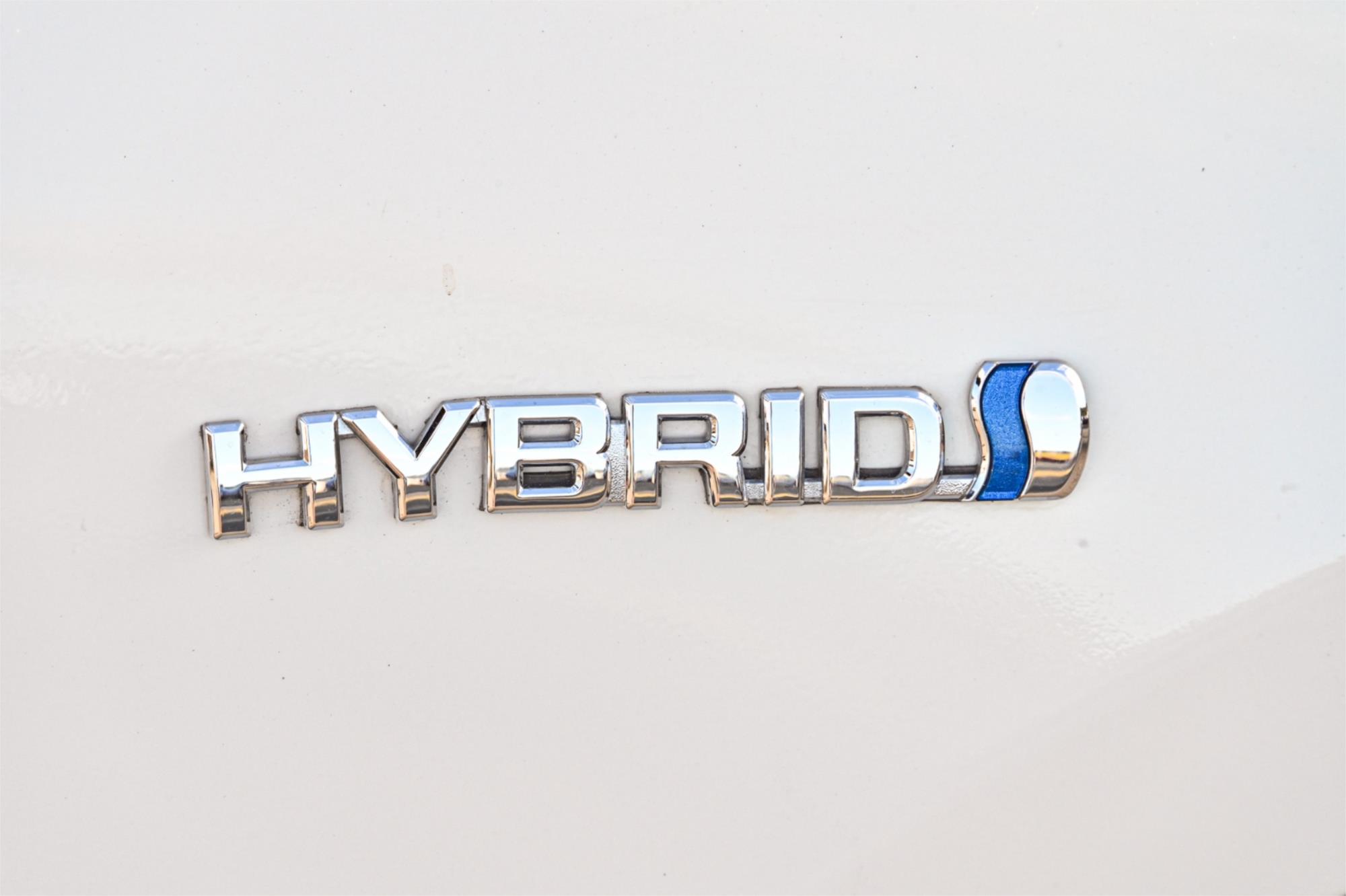2015 TOYOTA PRIUS-C NHP10R HYBRID CONTINUOUS VARIABLE 5D HATCHBACK