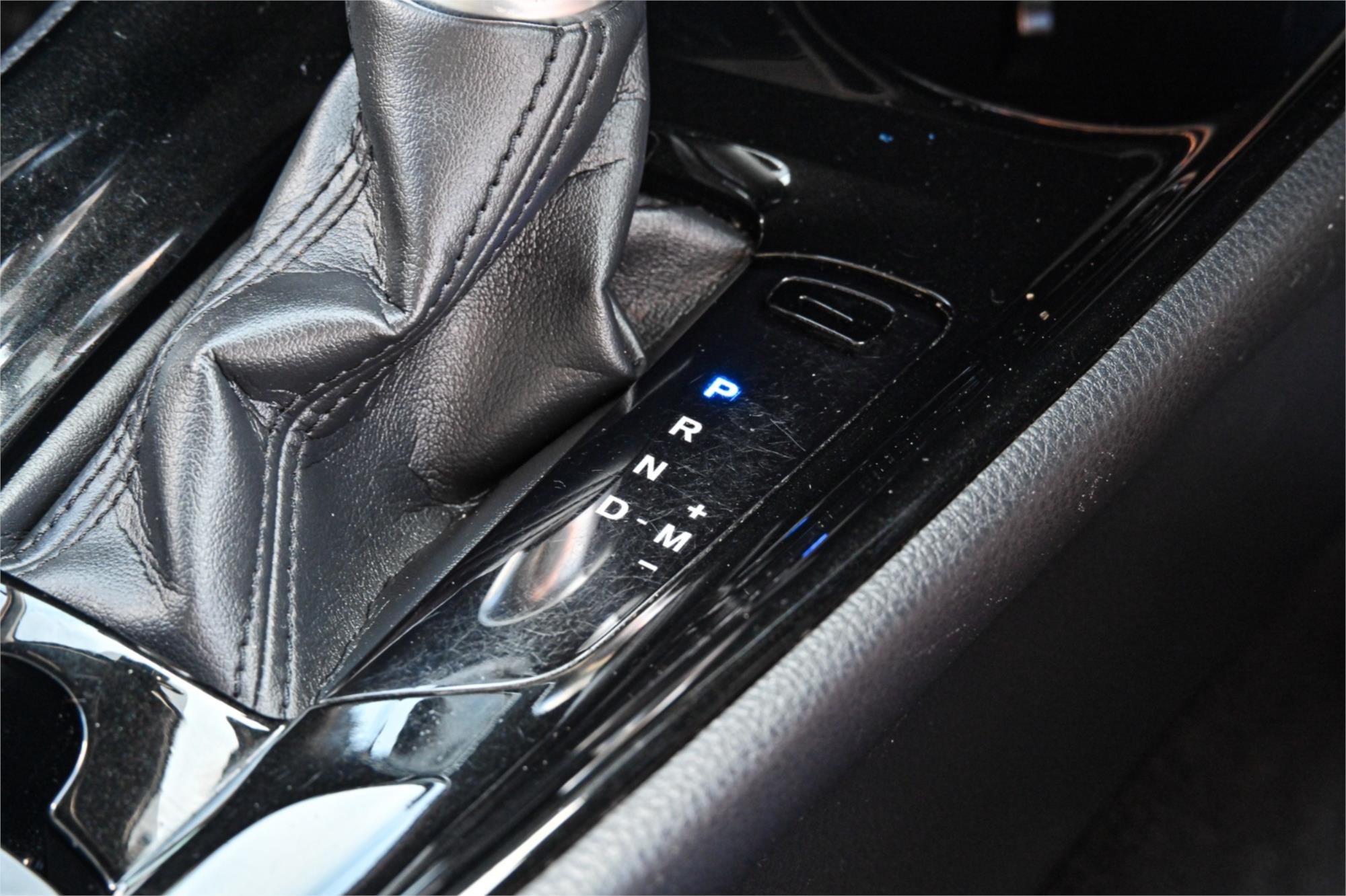 2019 TOYOTA C-HR NGX10R UPDATE KOBA (2WD) CONTINUOUS VARIABLE 4D WAGON