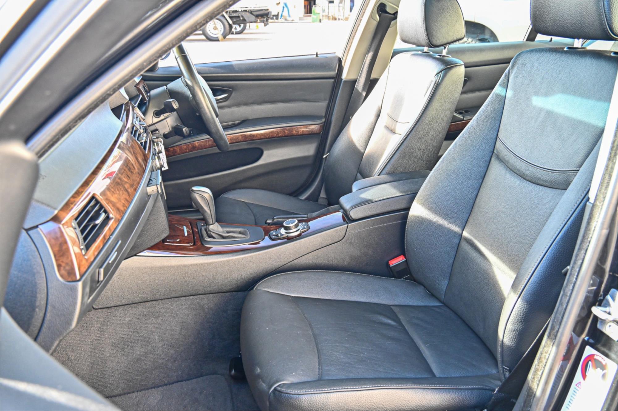 2009 BMW 3 E90 MY09 20i EXECUTIVE 6 SP AUTOMATIC STEPTRONIC 4D SEDAN