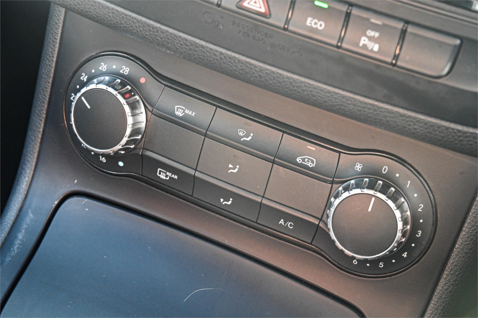 2014 MERCEDES-BENZ B180 246 MY14 7 SP AUTO DIRECT SHIFT 5D HATCHBACK