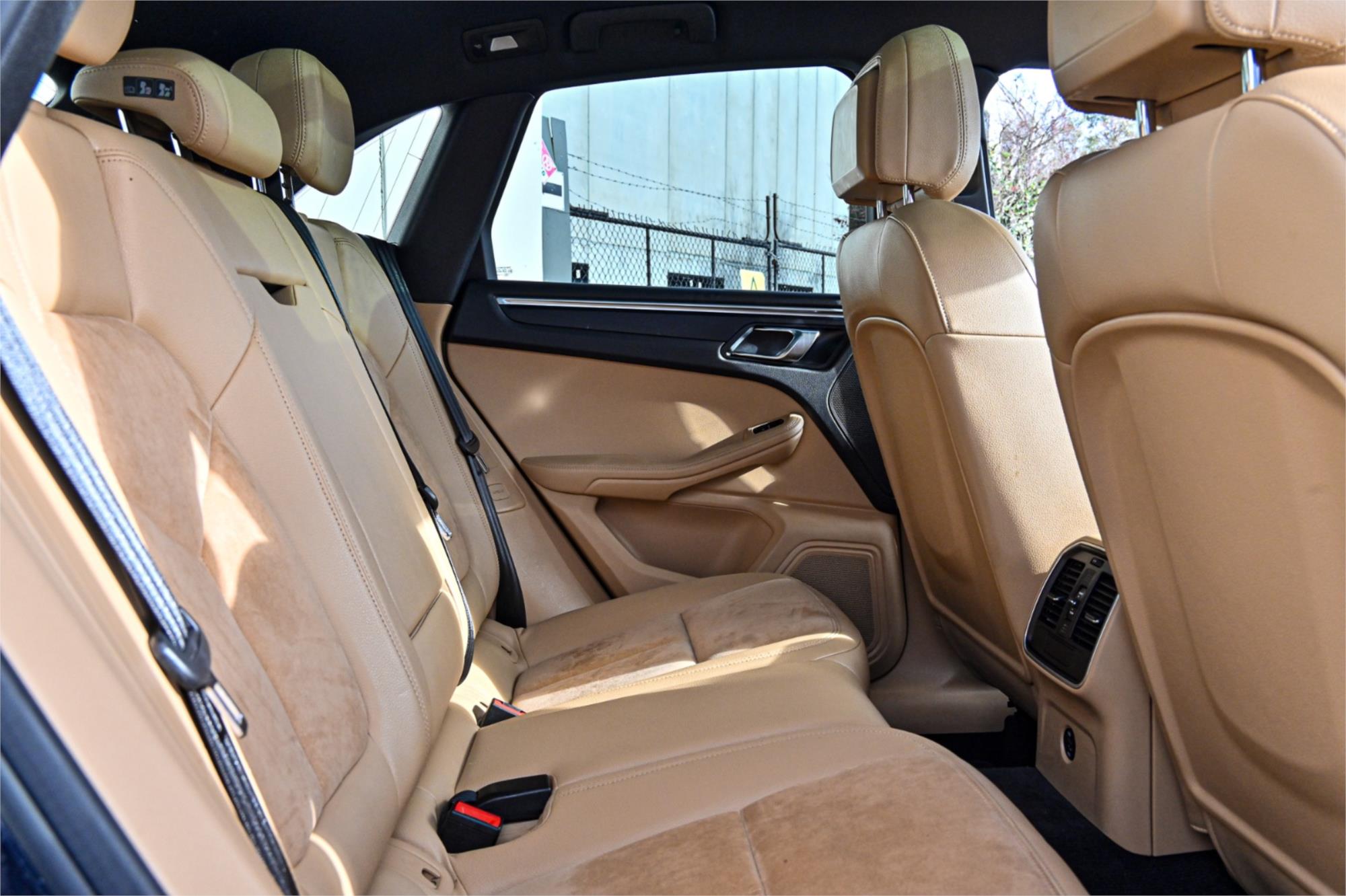 2018 PORSCHE MACAN 95B MY18 7 SP AUTO DUAL CLUTCH 4D WAGON