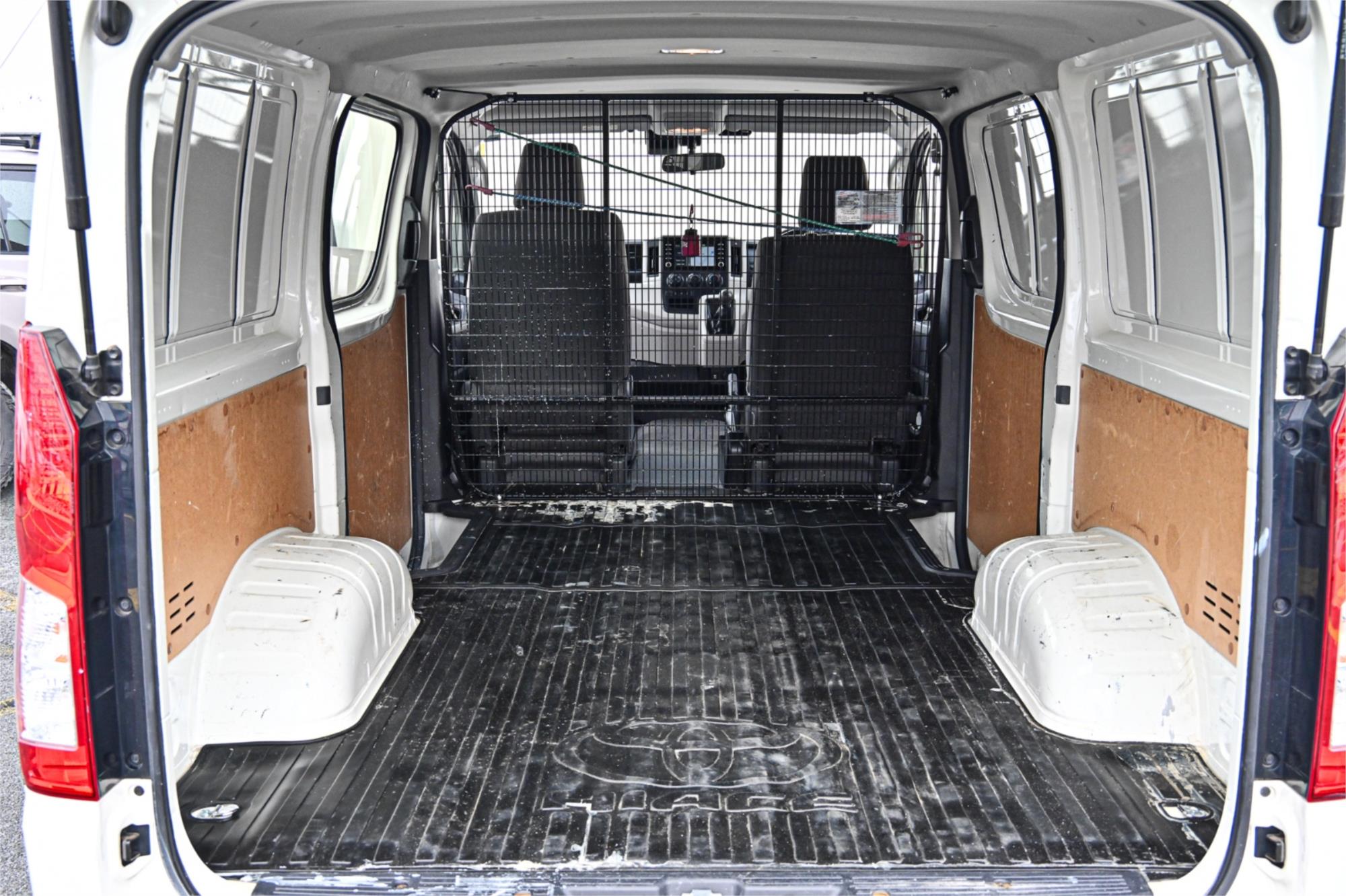 2019 TOYOTA HIACE GDH300R LWB 6 SP MANUAL 4D VAN
