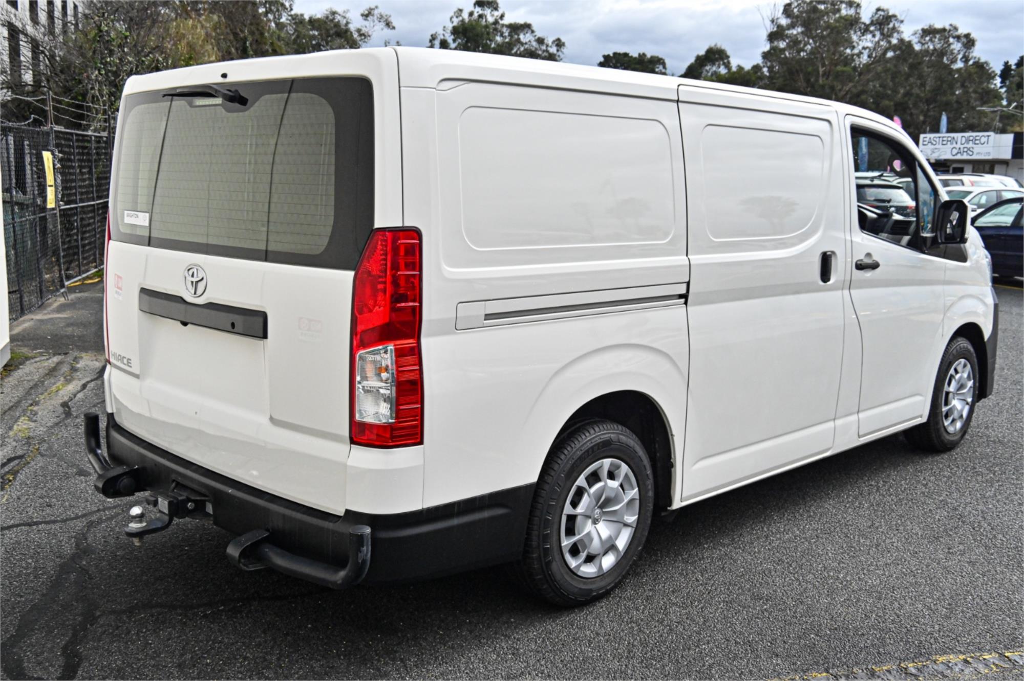 2019 TOYOTA HIACE GDH300R LWB 6 SP MANUAL 4D VAN