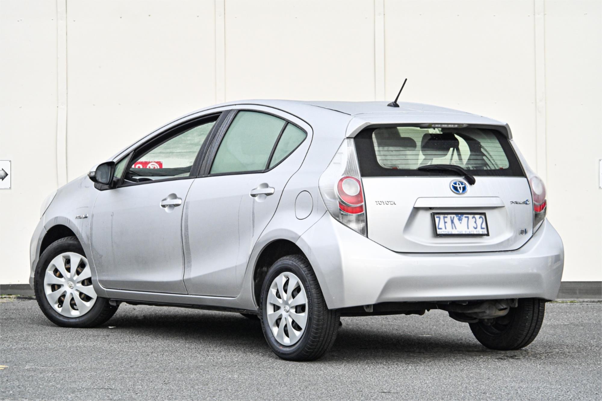 2012 TOYOTA PRIUS-C NHP10R HYBRID CONTINUOUS VARIABLE 5D HATCHBACK