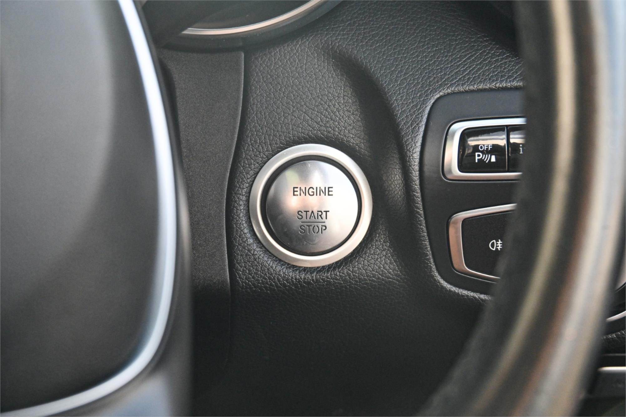 2014 MERCEDES-BENZ C200 205 7 SP AUTOMATIC 4D SEDAN
