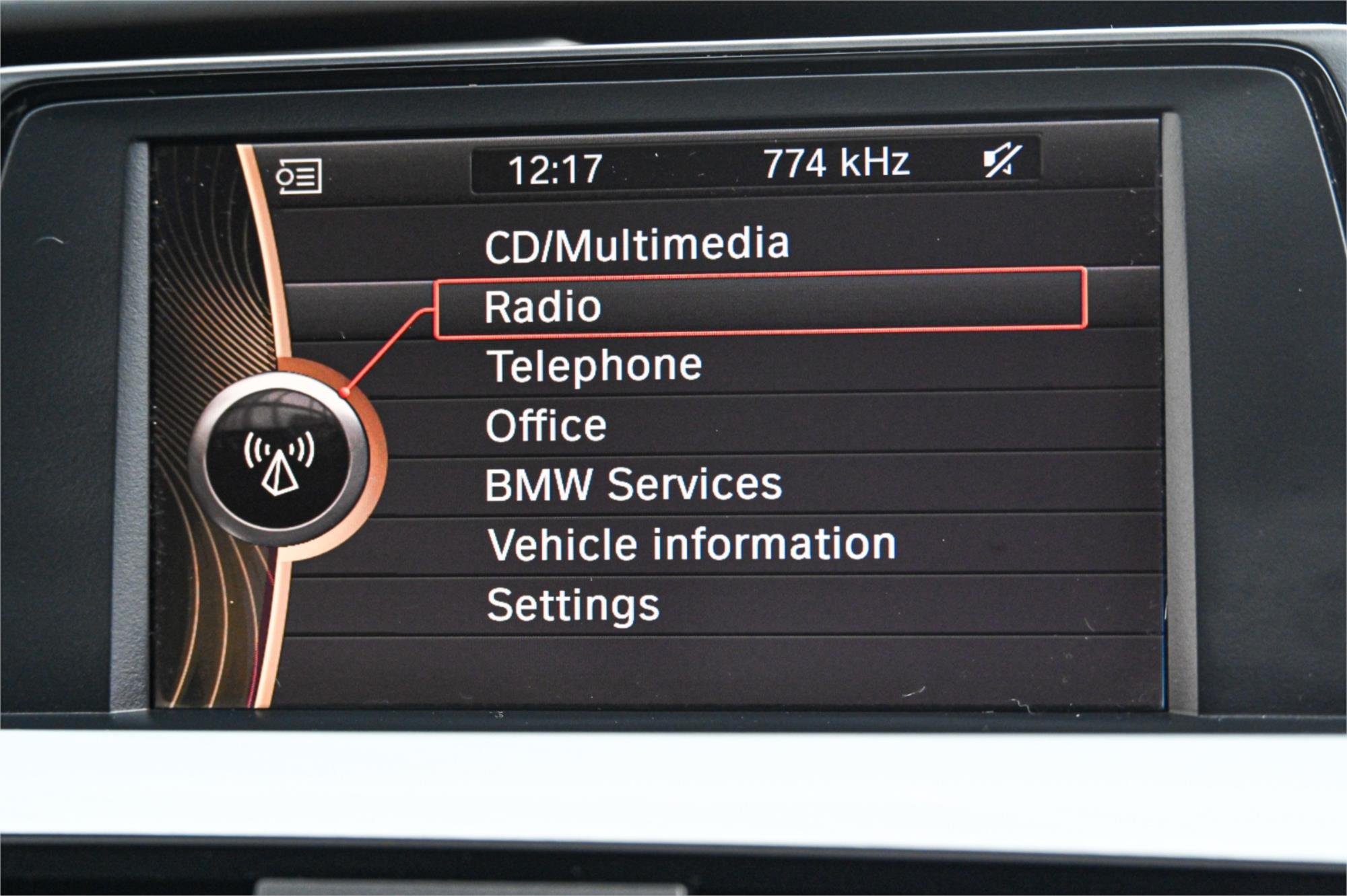 2012 BMW 3 F30 20i 8 SP AUTOMATIC 4D SEDAN