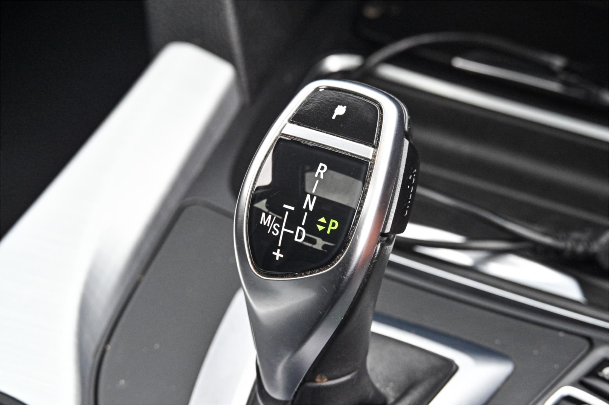 2012 BMW 3 F30 20i 8 SP AUTOMATIC 4D SEDAN