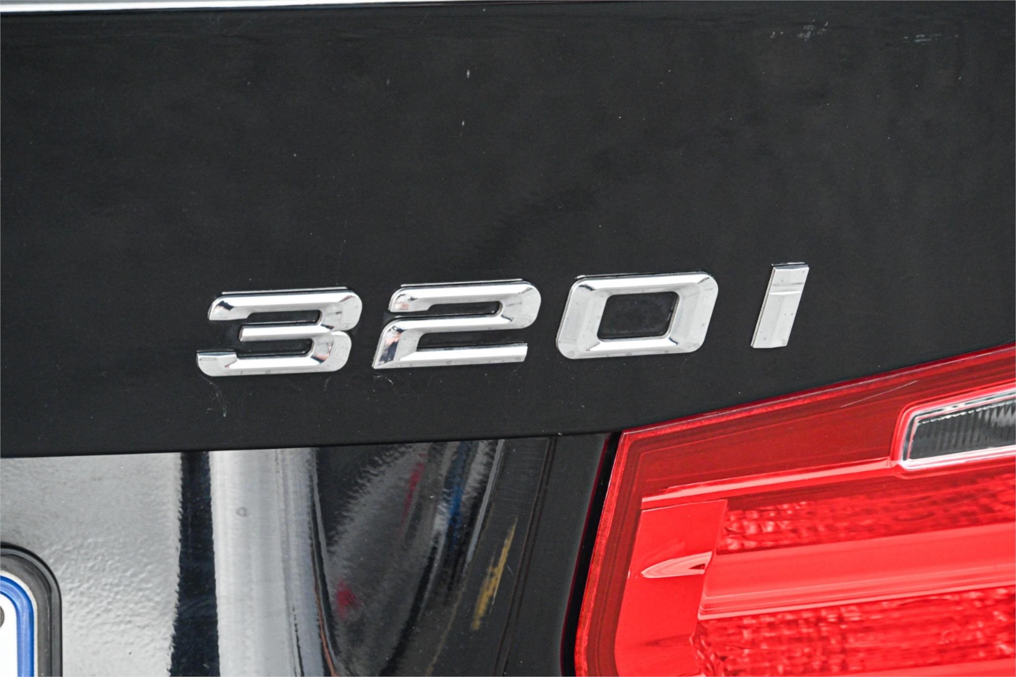 2012 BMW 3 F30 20i 8 SP AUTOMATIC 4D SEDAN